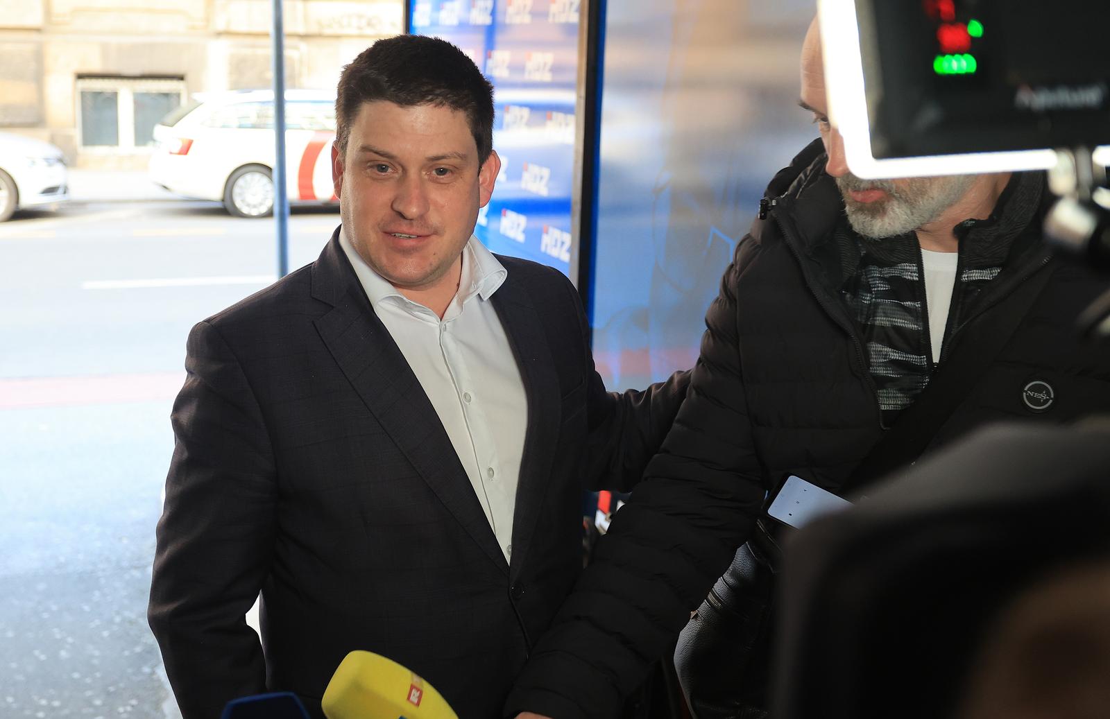 Zagreb: Dolazak članova na sjednicu šireg Predsjedništva HDZ-a