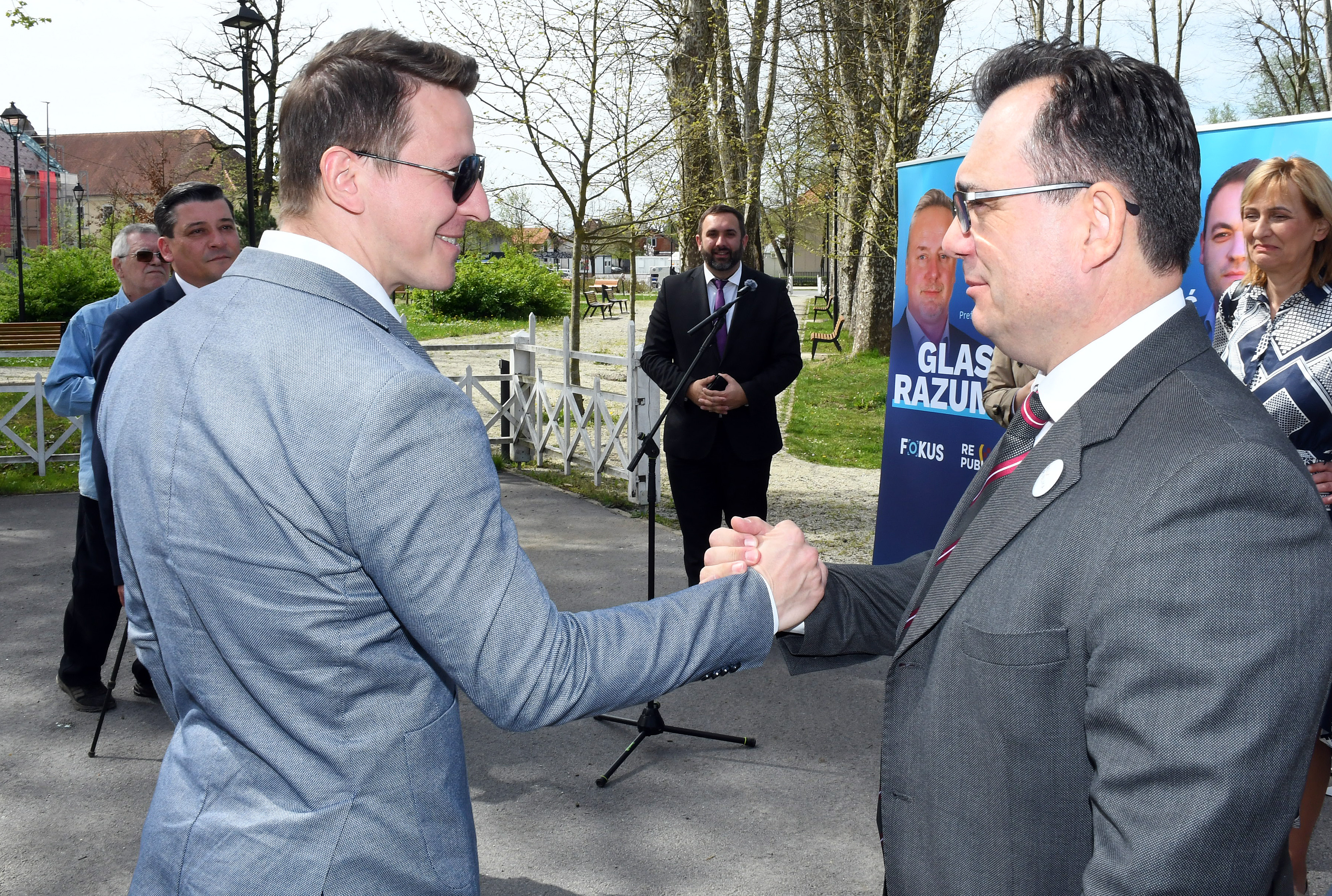 Glina: Konferencija za medije stranaka Fokus i Republika