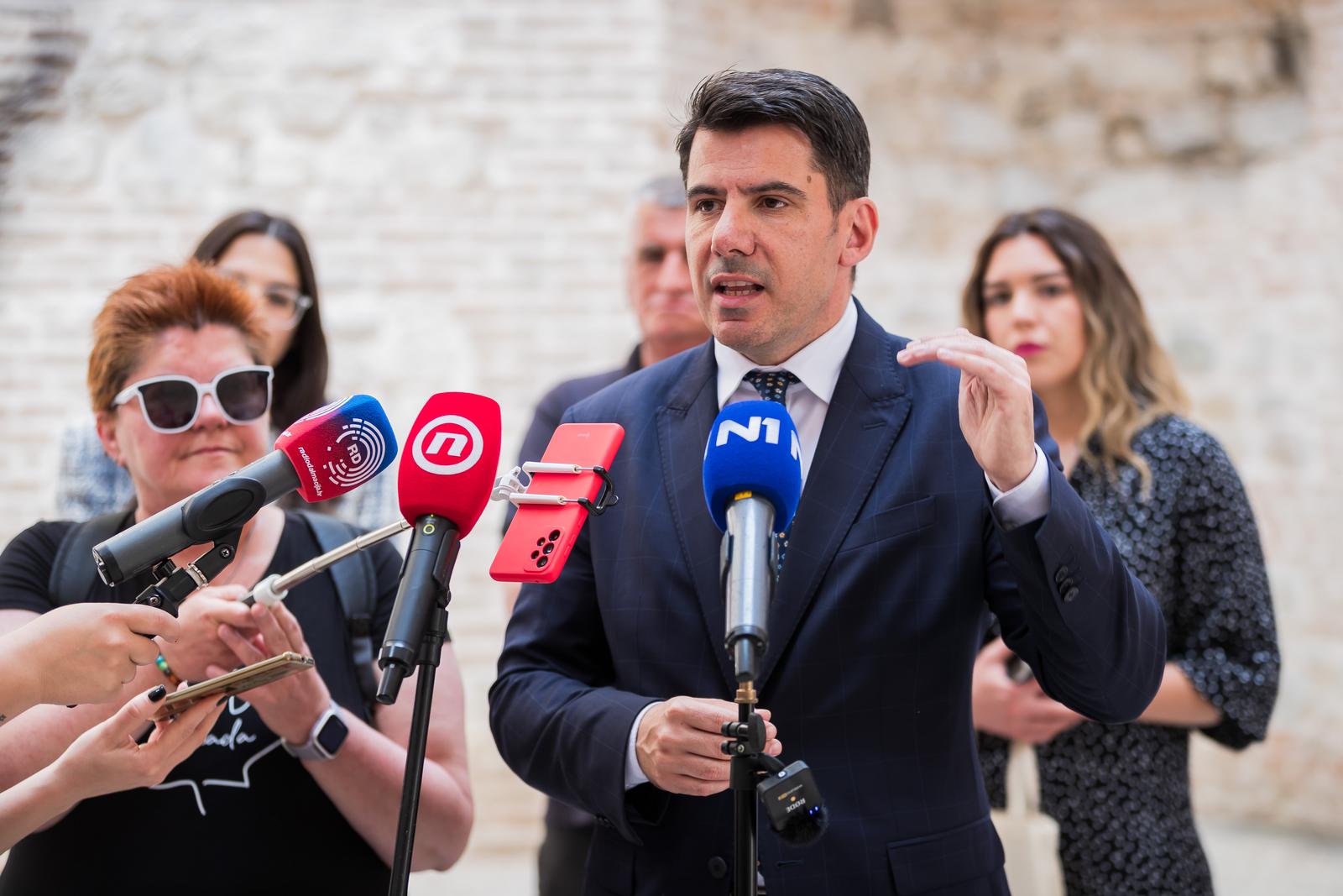 Split: Nikola Grmoja i Miro Bulj održali konferenciju za medije