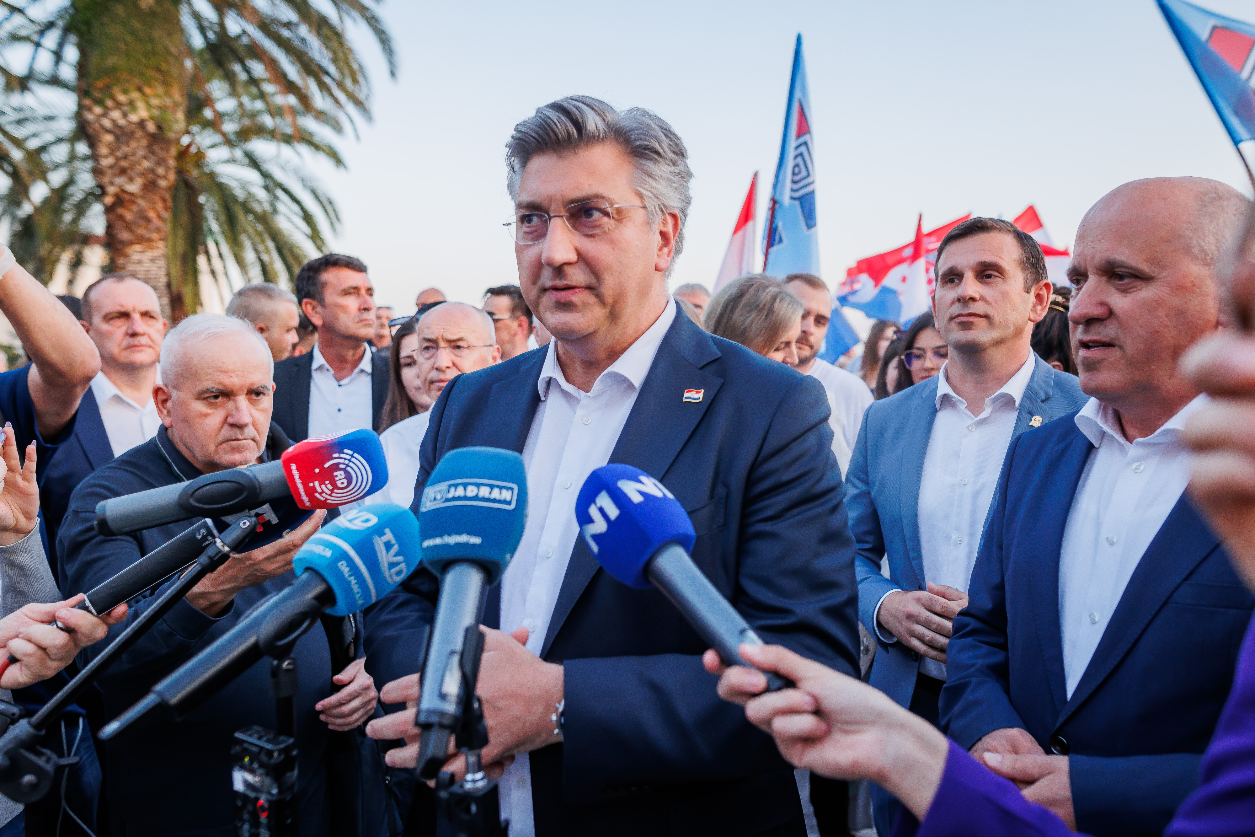 Split: Andrej Plenković posjetio je Split, prošetao rivom i održao skup