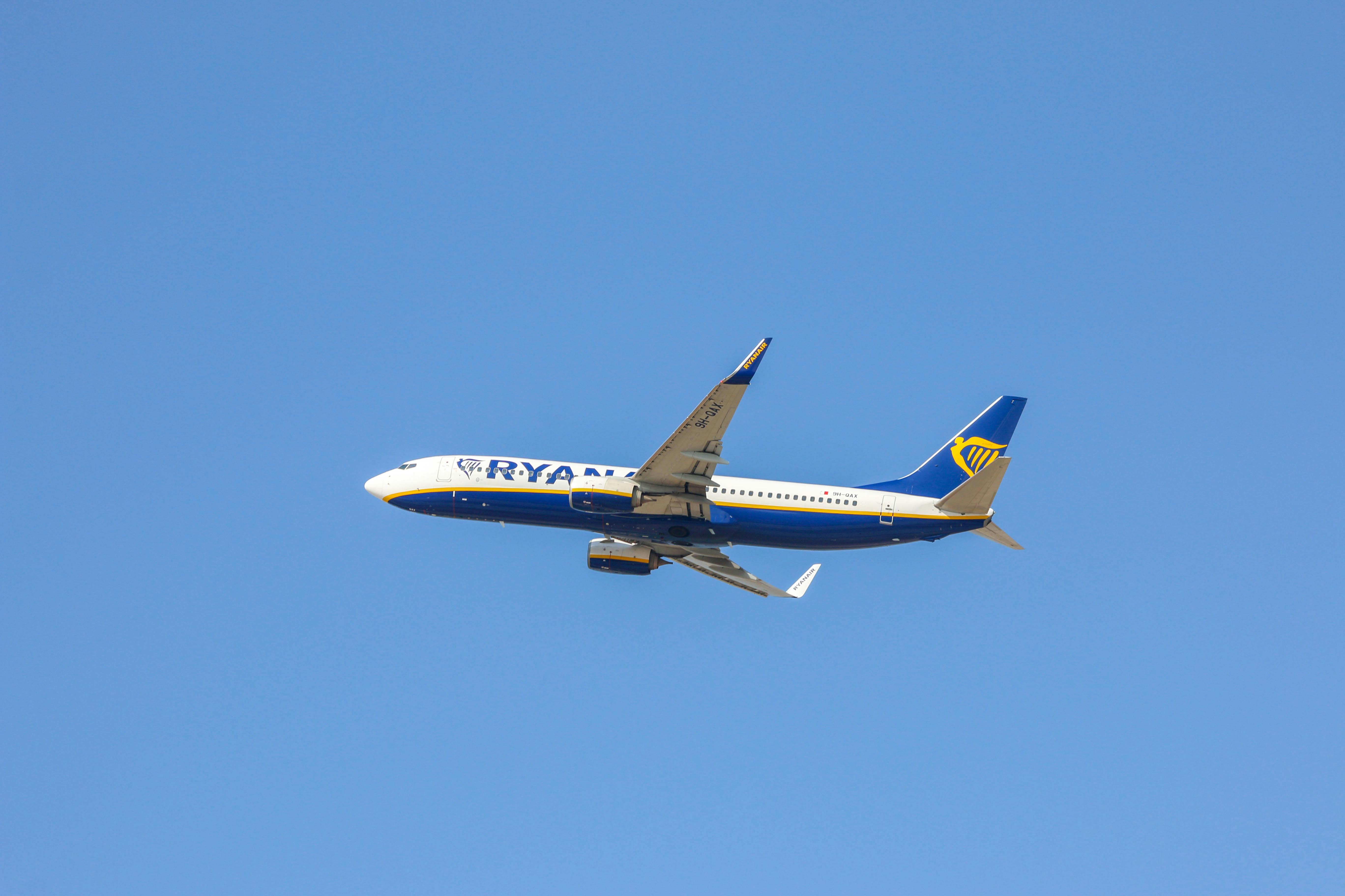 ryanair, avion, zrakoplov