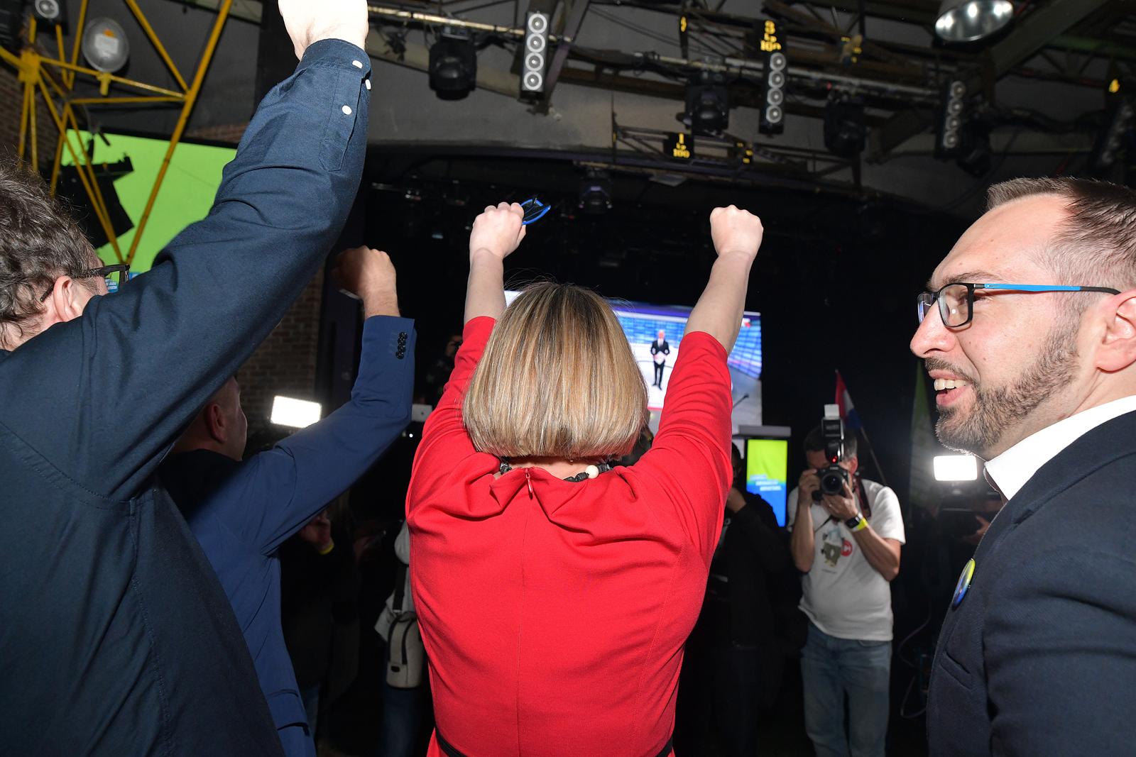 Zagreb: Doček izbornih rezultata u stožeru Možemo!