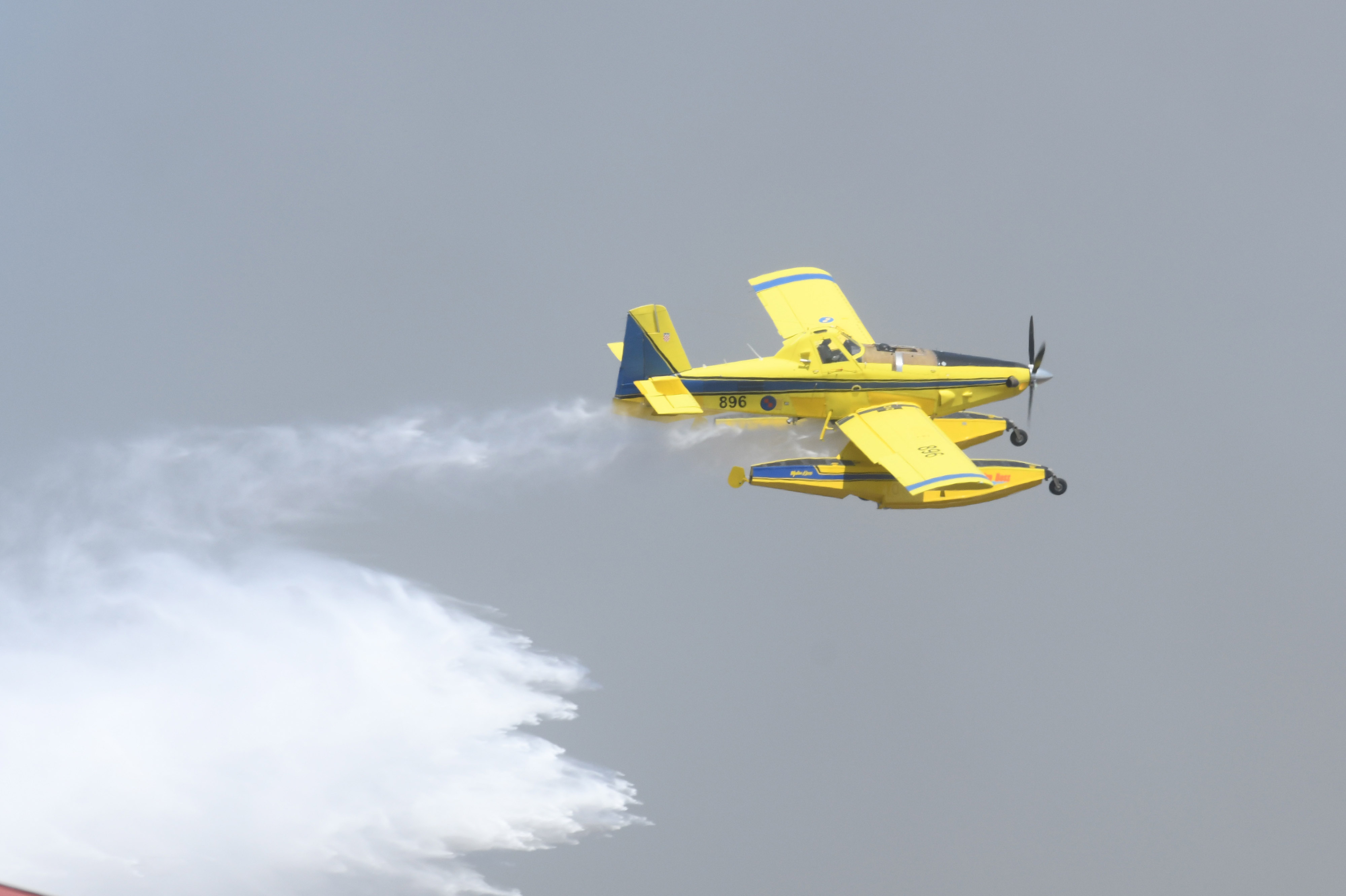 Ve?i poar na odlagalitu otpada Bikarac kod ibenika