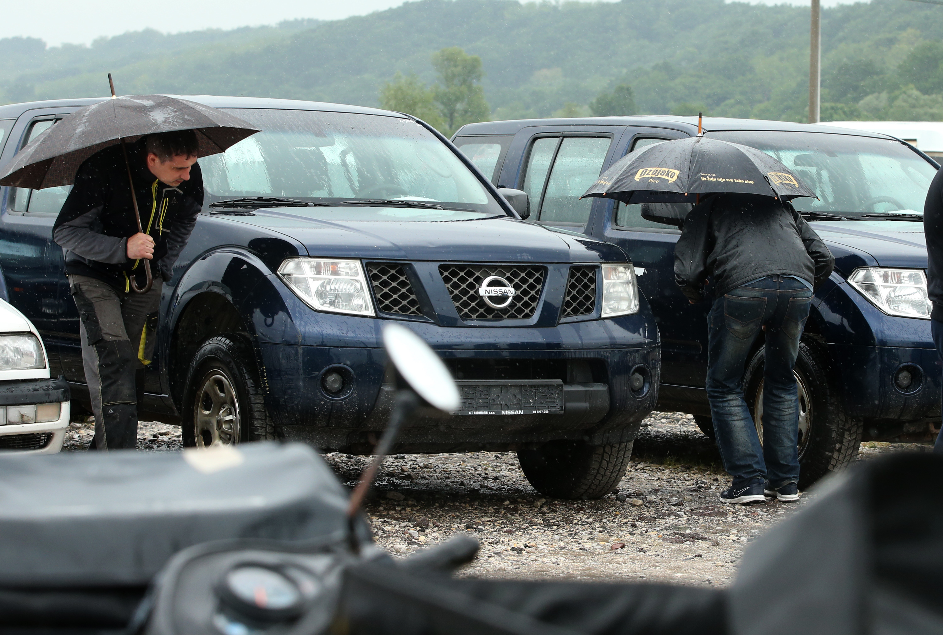 Zagreb: Slubena vozila javnih slubi ponu?ena na javnoj drabi