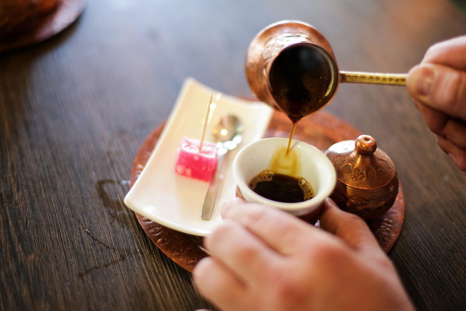 Zagreb: Kafi? Kazan u Savskoj ulici