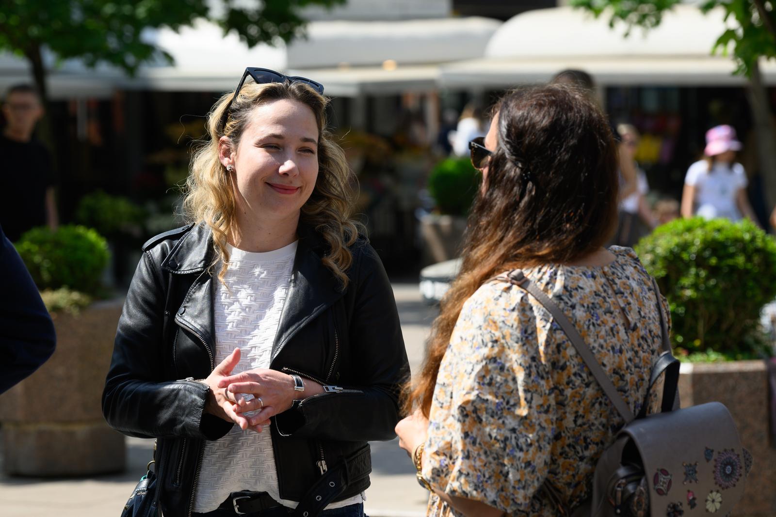 Zagreb: Štandovi političkih stranaka na Trgu Petra Preradovića