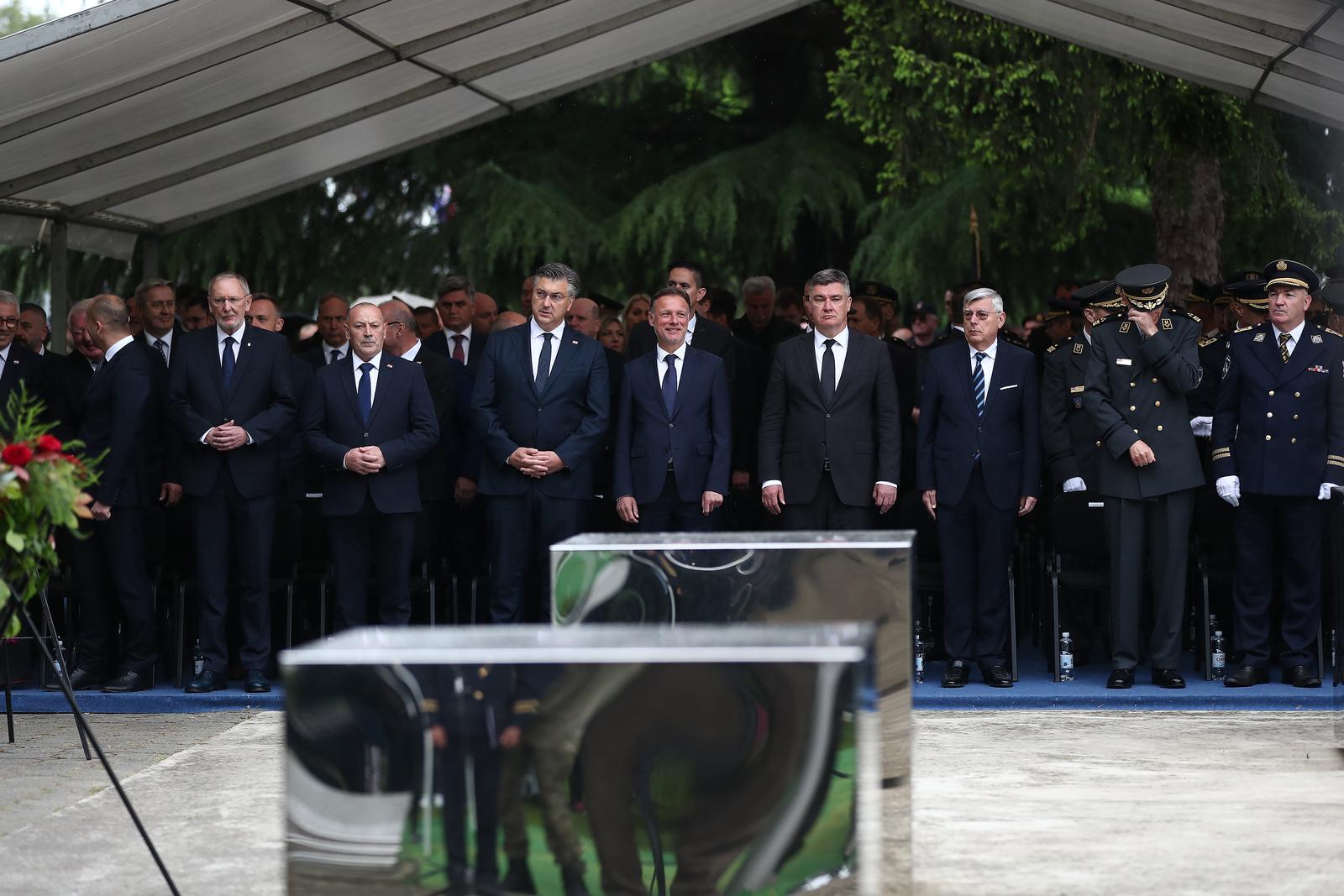 U Okučanima obilježena 29. obljetnica VRO 'Bljesak'