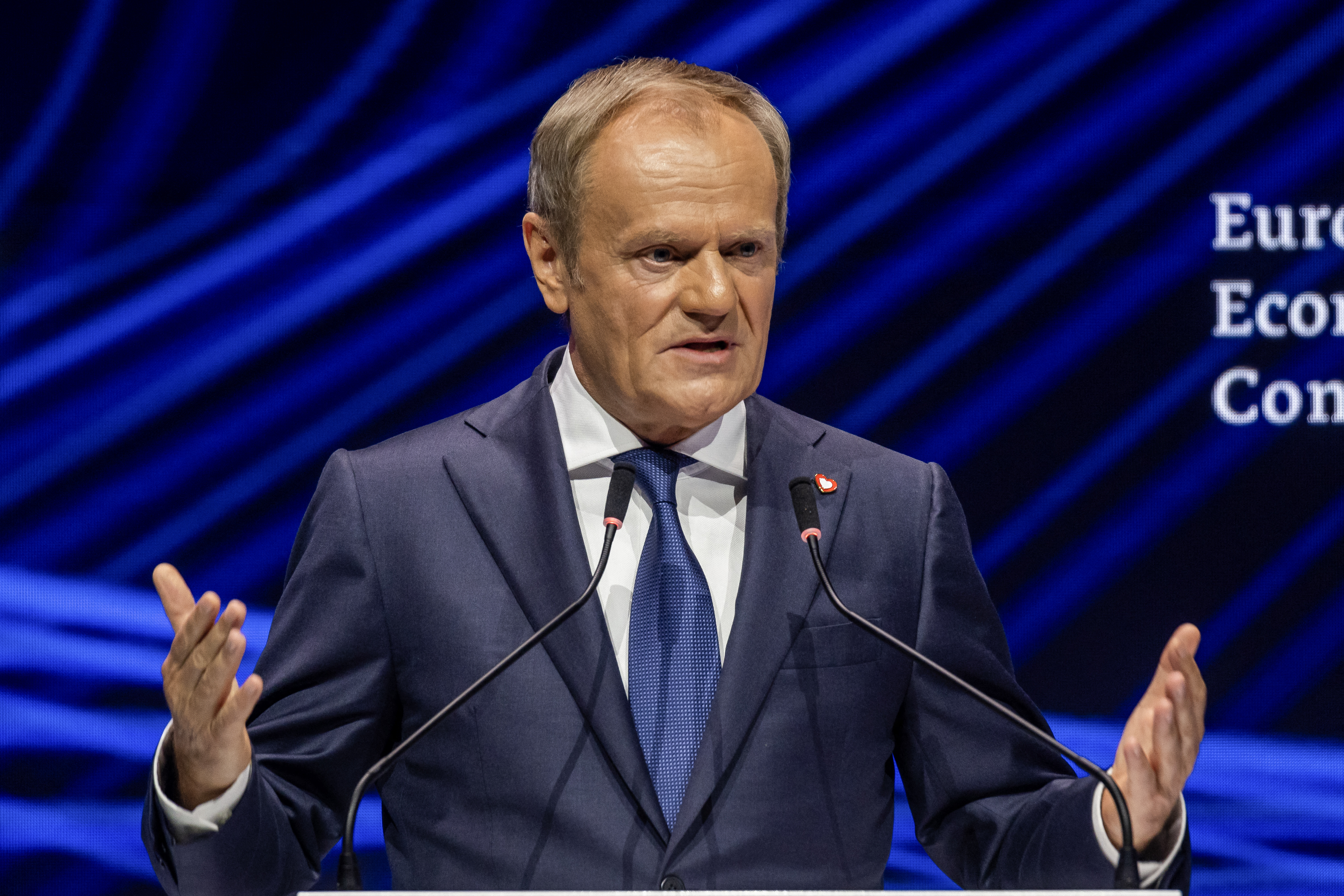 DONALD TUSK