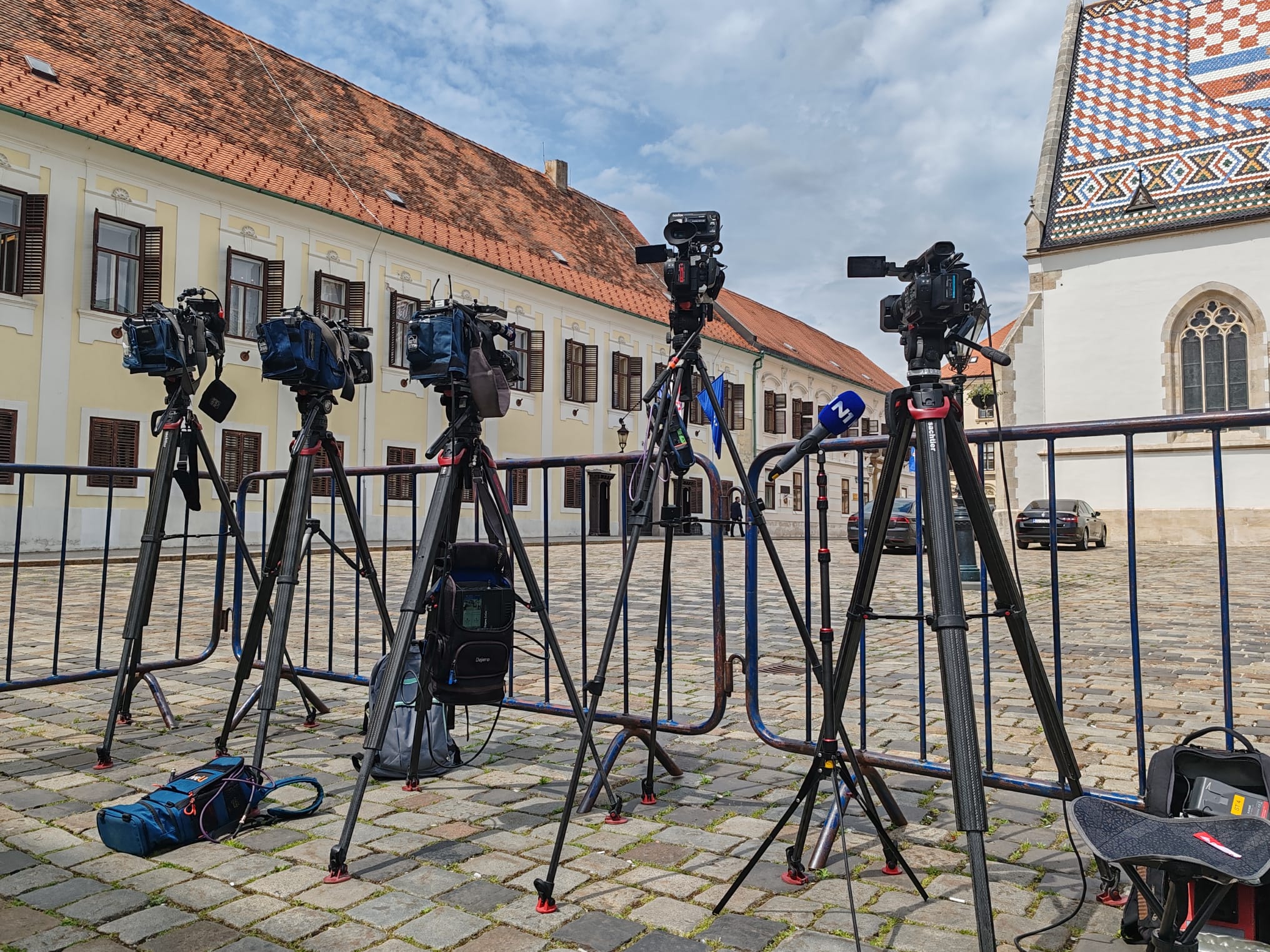 markov trg, banski dvori, vlada, kamera, kamere N1