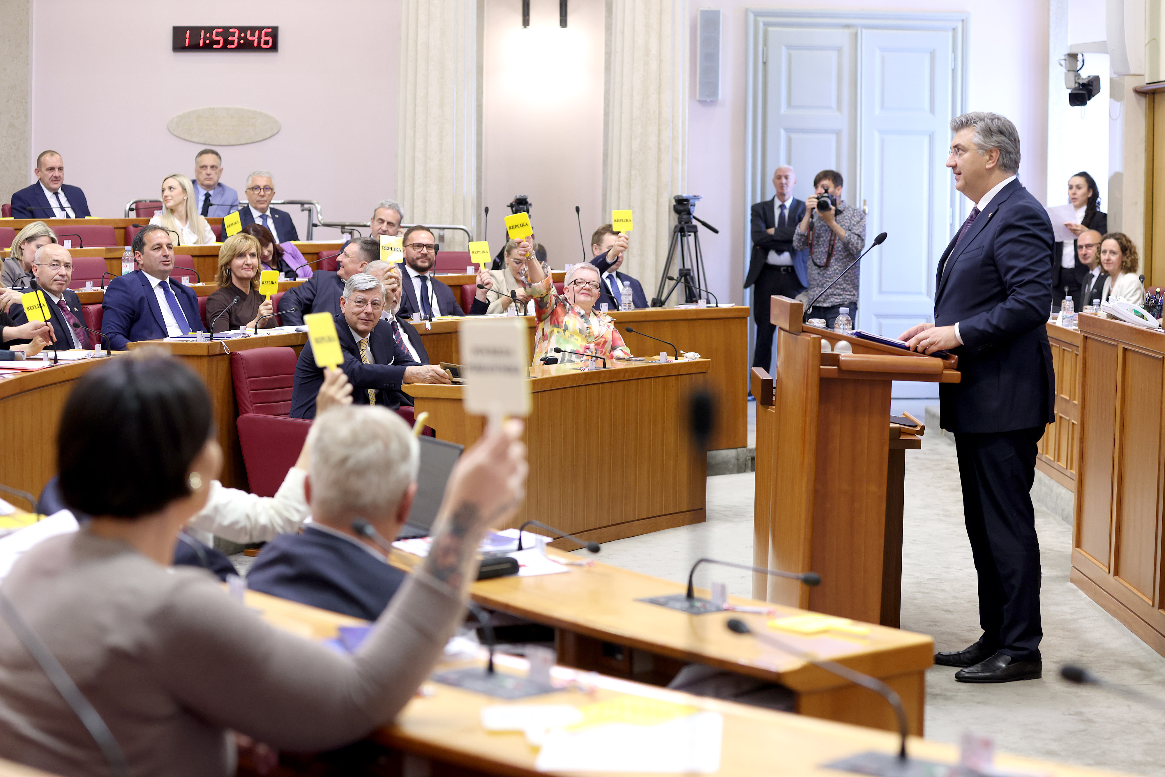 Zagreb: Andrej Plenkovic predstavlja Saboru novu Vladu