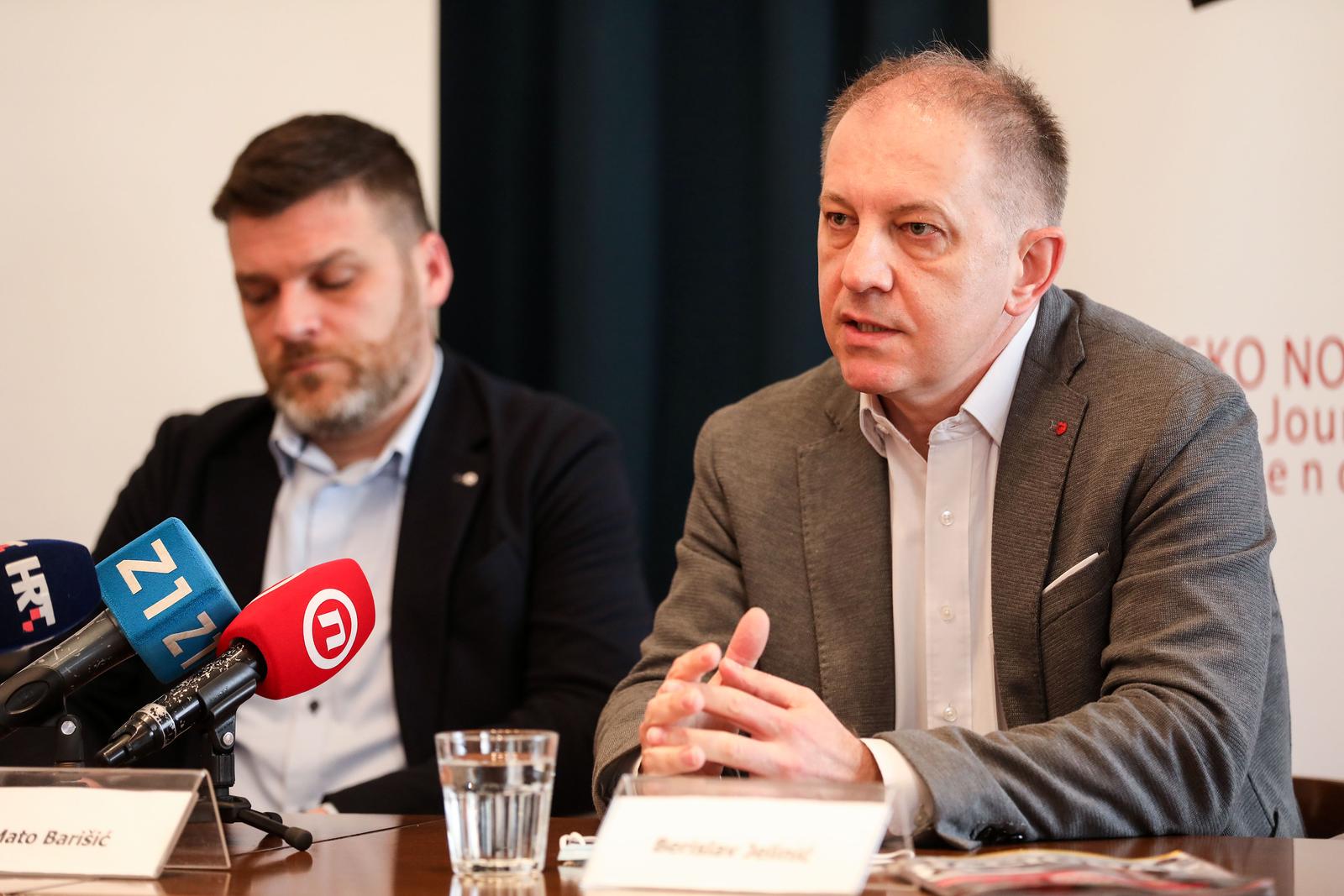 Hrvatsko novinarsko društvo (HND) upozorilo je na pritisak institucija na novinare i medije u Hrvatskoj