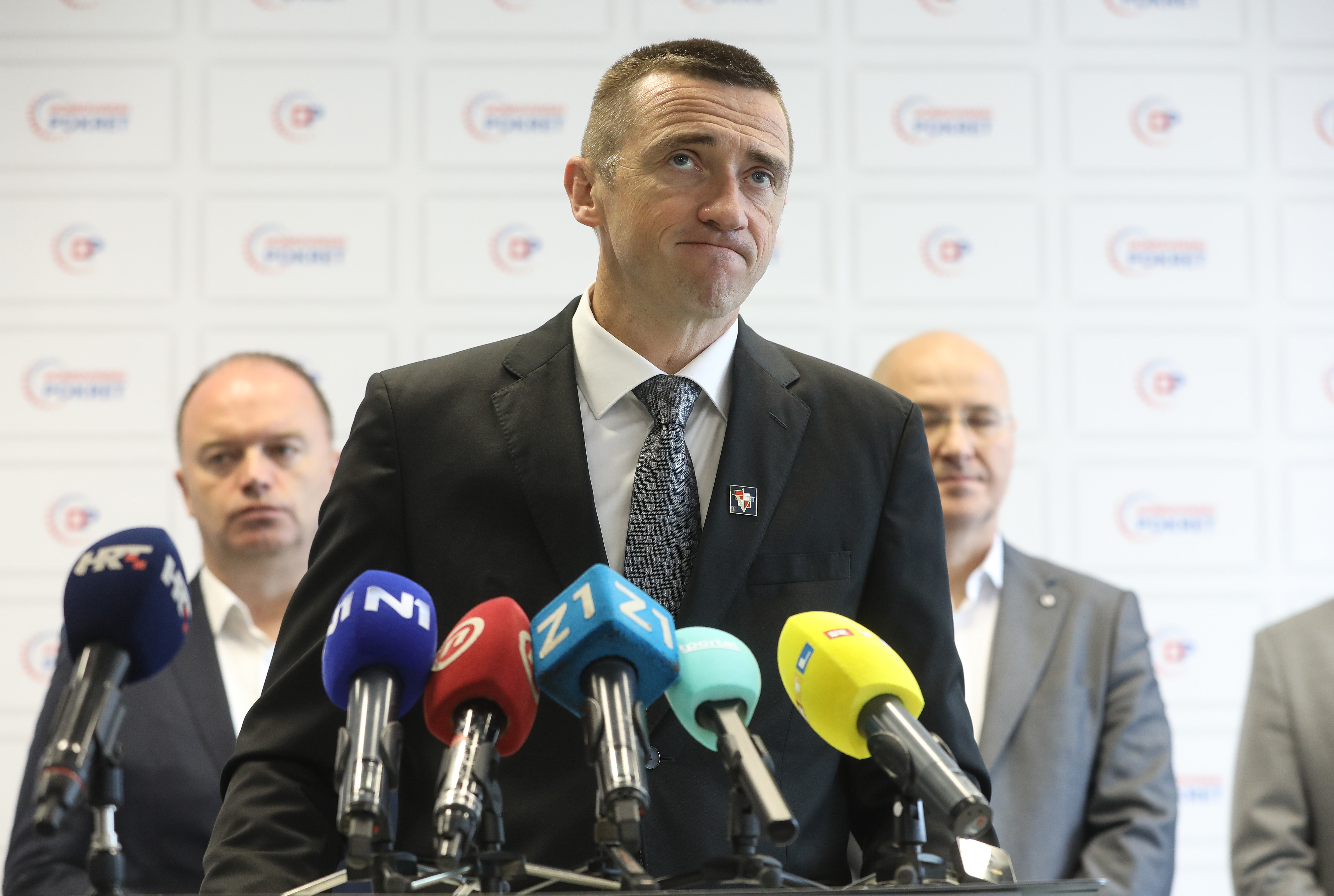 Zagreb: Ivan Penava održao je konferenciju za medije