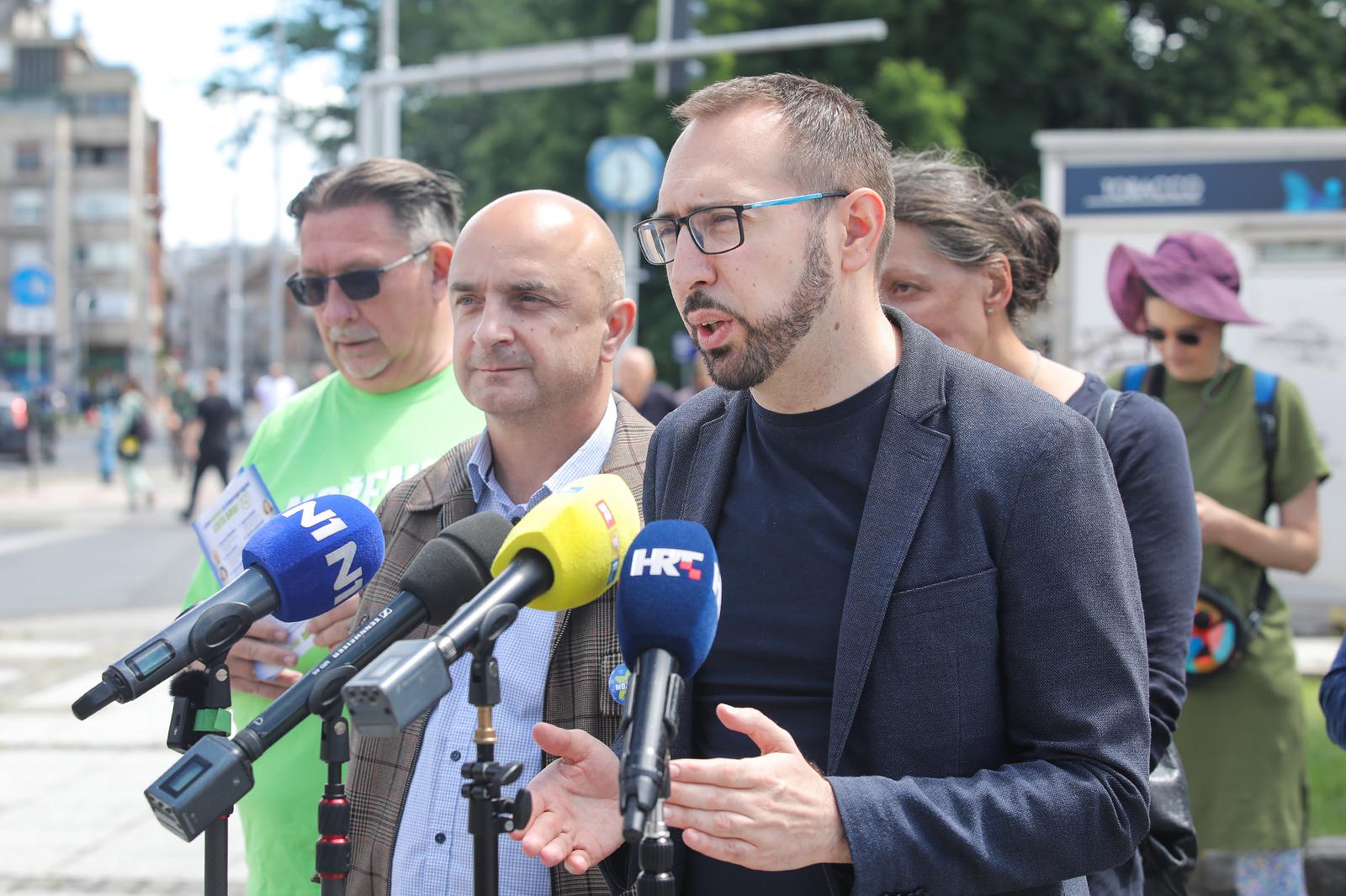 Zagreb: Tomislav Tomašević i kandidat za Europski parlament Gordan Bosanac održali su konferenciju za medije