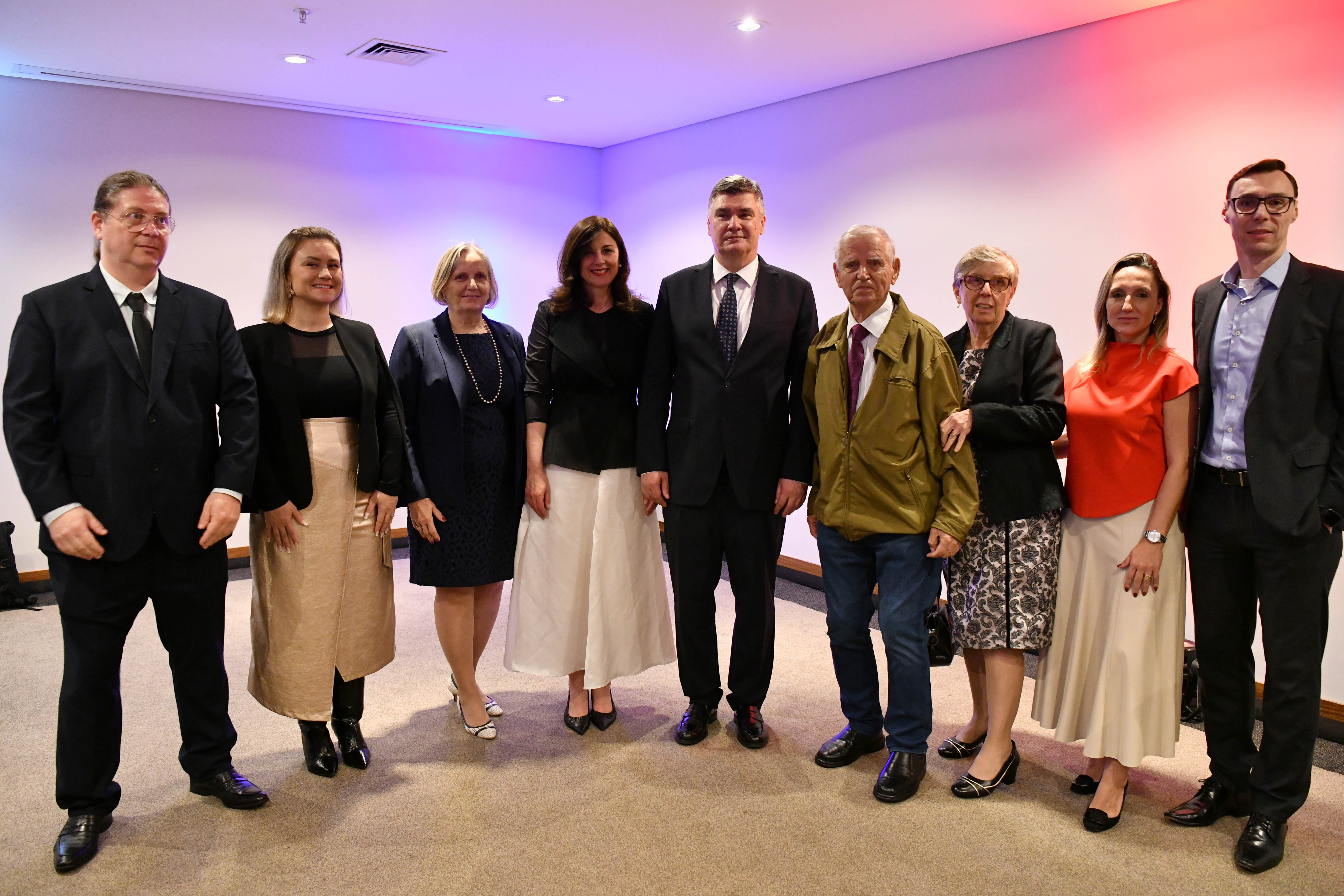 Ured predsjednika Republike Hrvatske / Tomislav Bušljeta