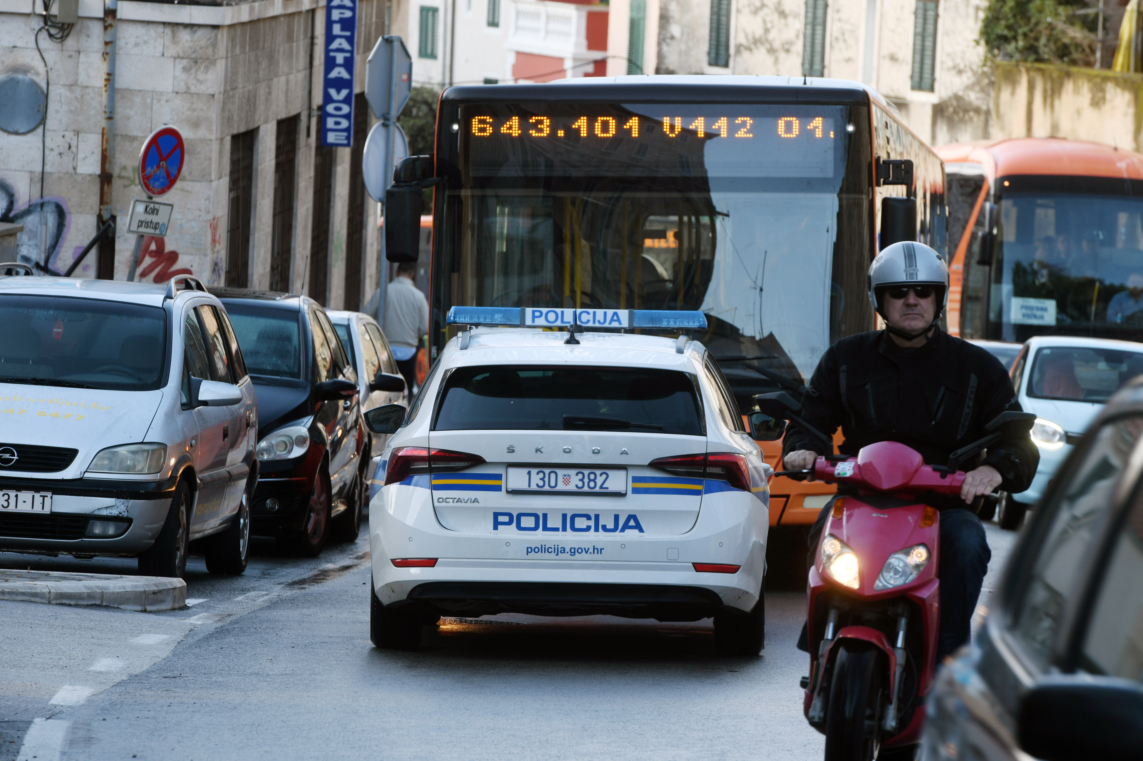 ibenik: Zbog manje prometne nesre?e u centru grada promet regulirala policija