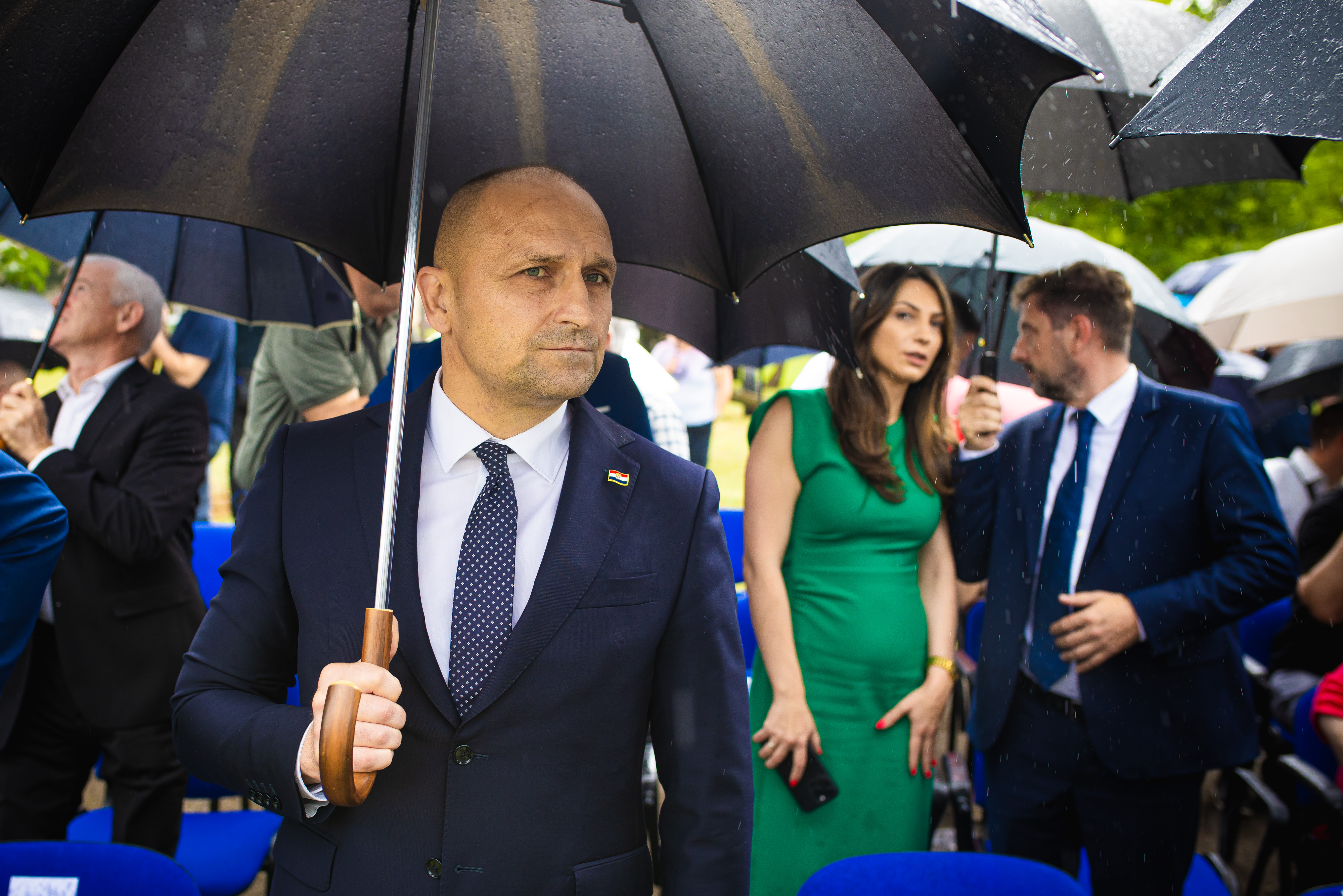 Mostar: Potpredsjednik Vlade i ministar obrane Ivan Anušić nazočio otkrivanju spomenika "Zore slobode"