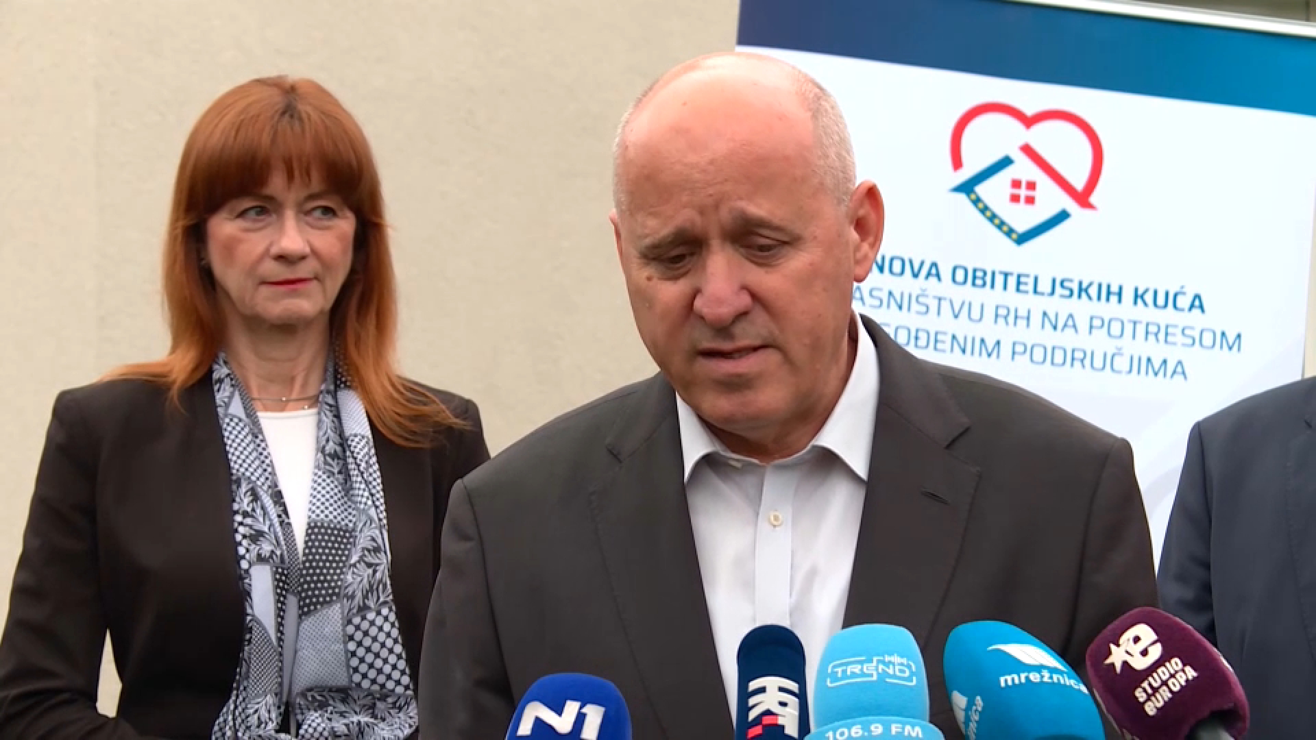 Branko Bačić komentira slučaj samozapaljenja muškarca na Markovom trgu