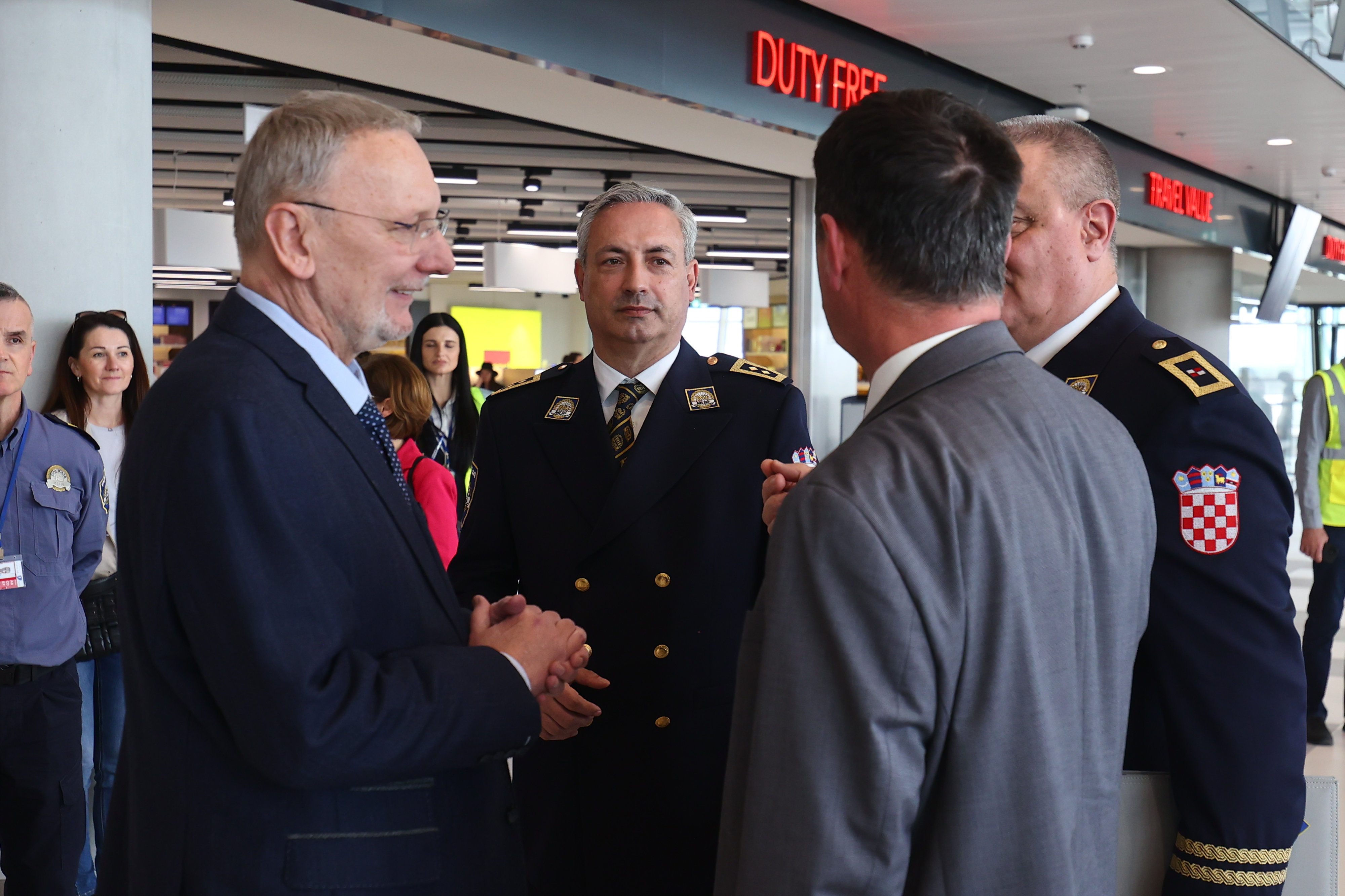 Kaštel Štafilić: Ministar Davor Božinović nazočio je obilježavanju početka rada zračnih luka bez graničnih kontrola