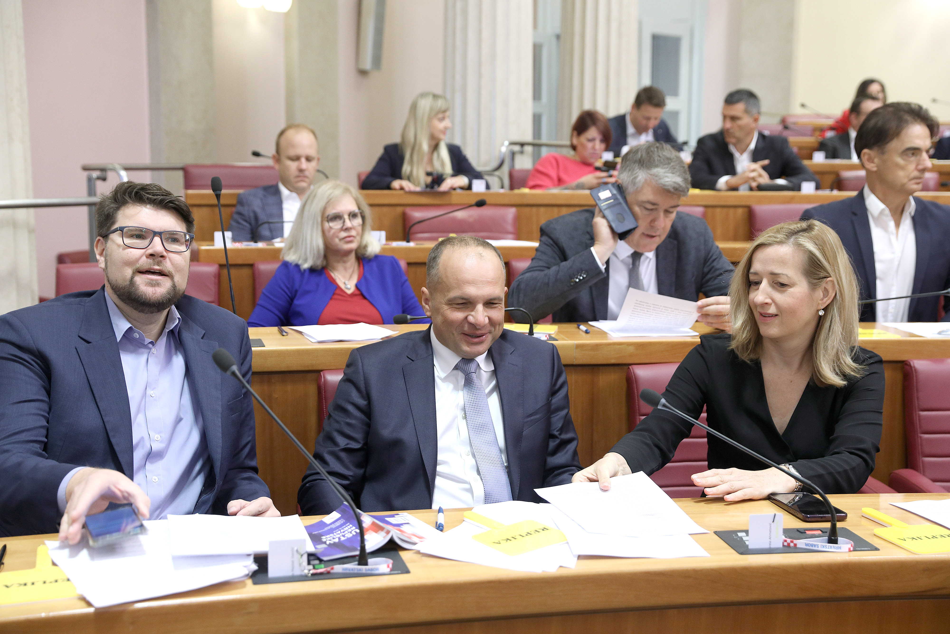 Zagreb: Sabor sjednicu nastavio glasovanjem