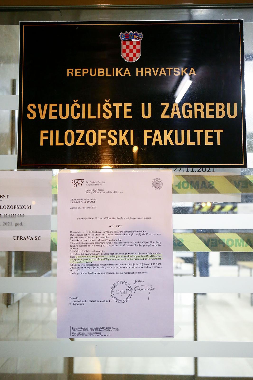 Zagreb: Prosvjed studenata protiv COVID mjera ispred Filozofskog fakulteta