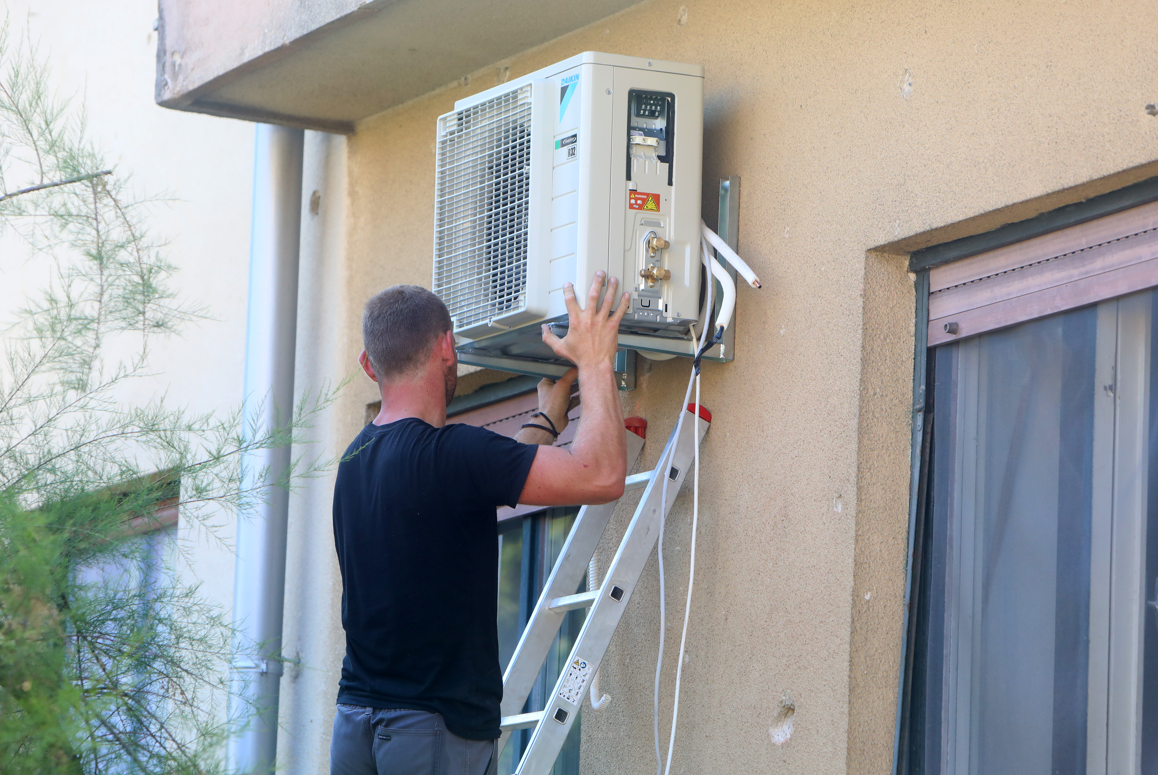 Karlovac: Postavljanje klima uređaja
