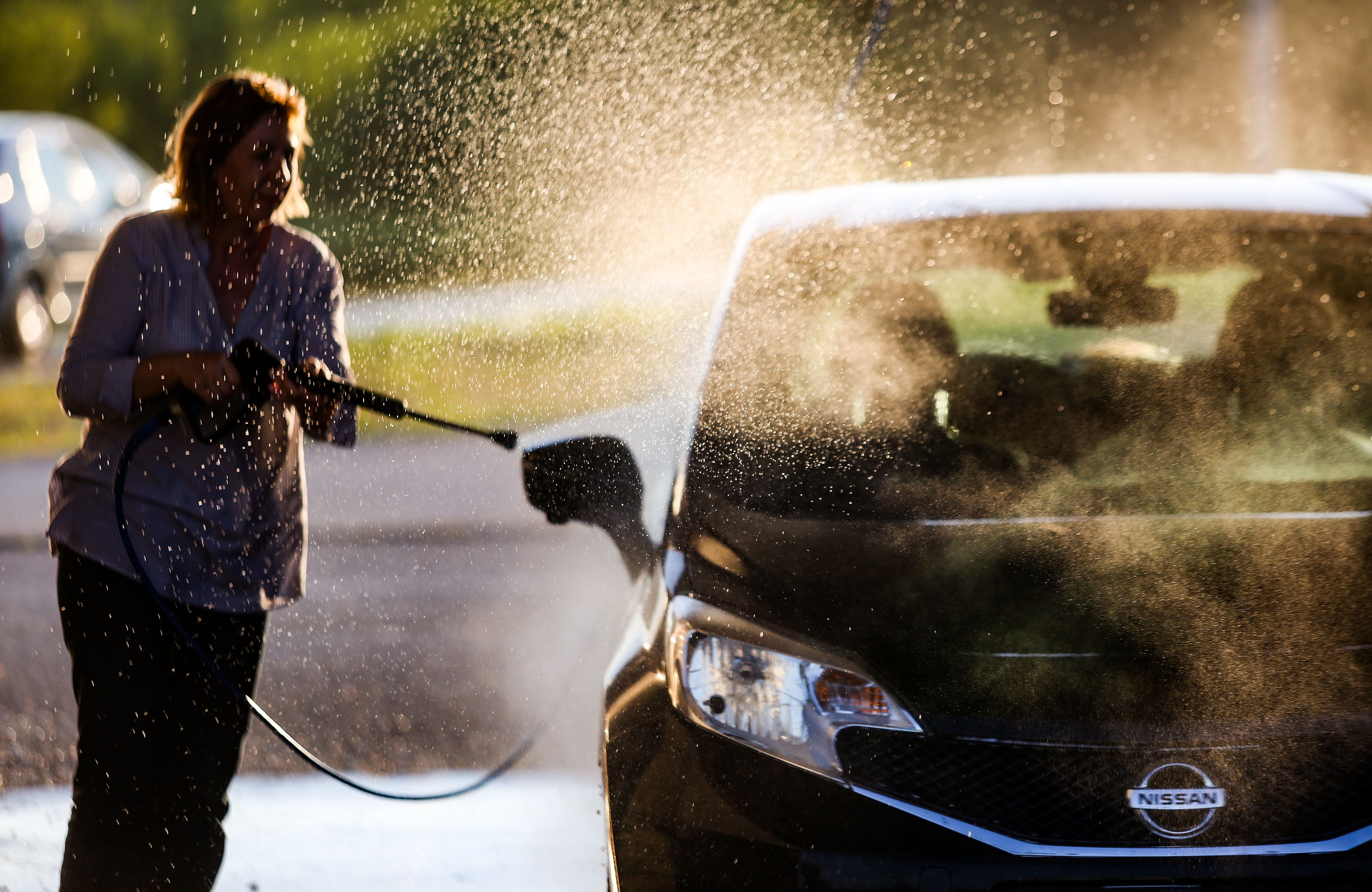 Zagreb: Pranje automobila u samoposlužnoj praonici