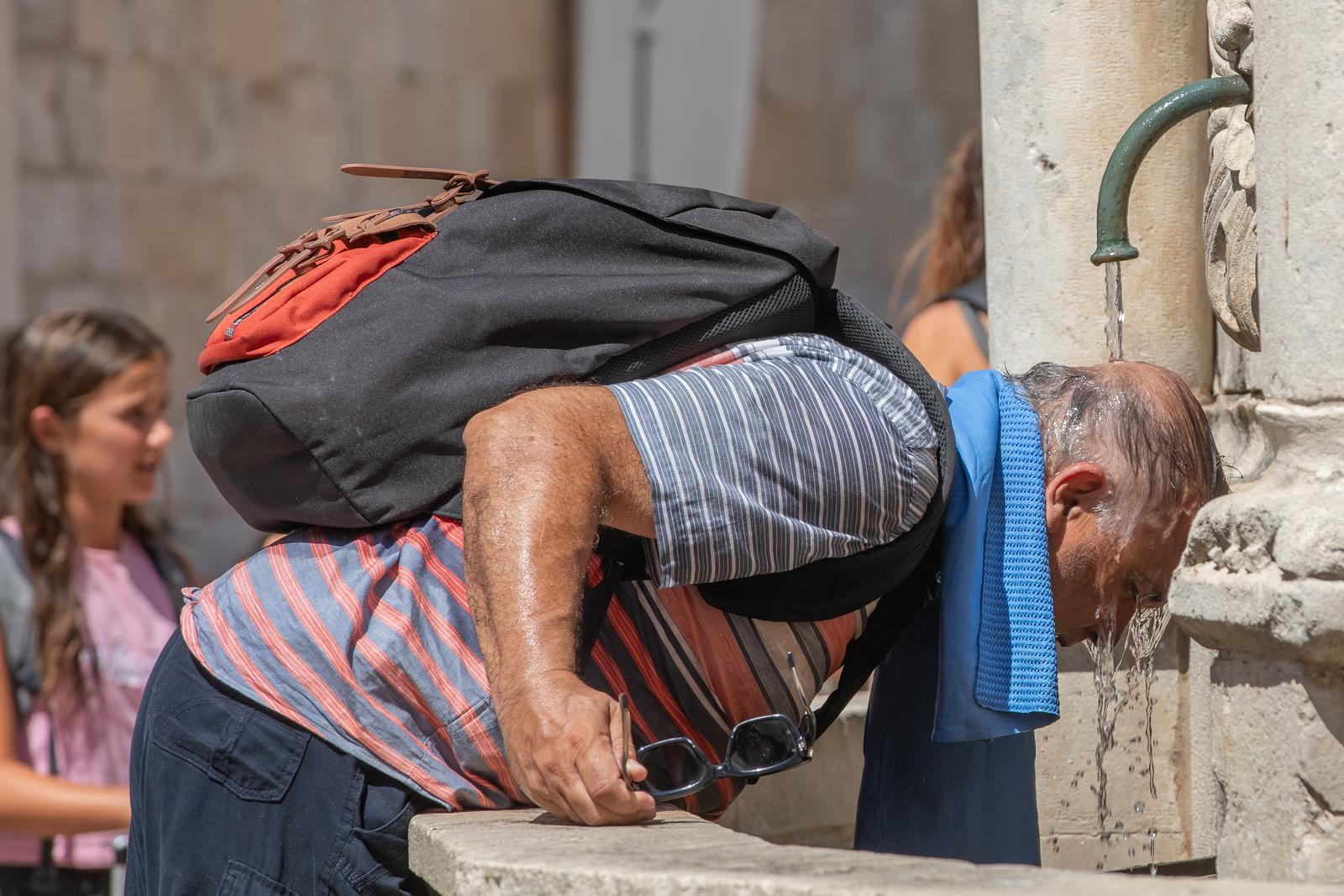 Dubrovnik: Visoke temperature i gužva u gradu