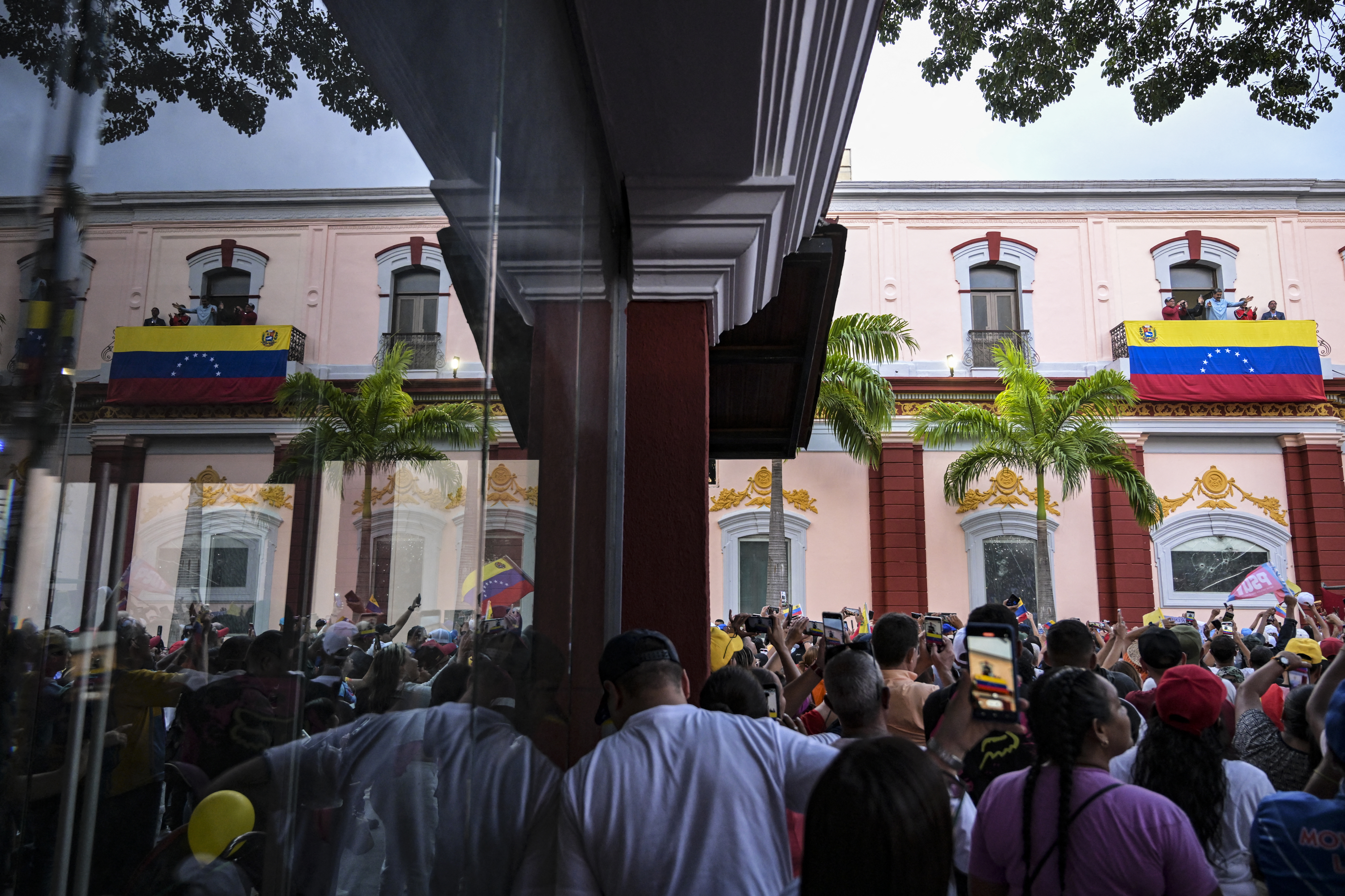 nicolas maduro, venezuela