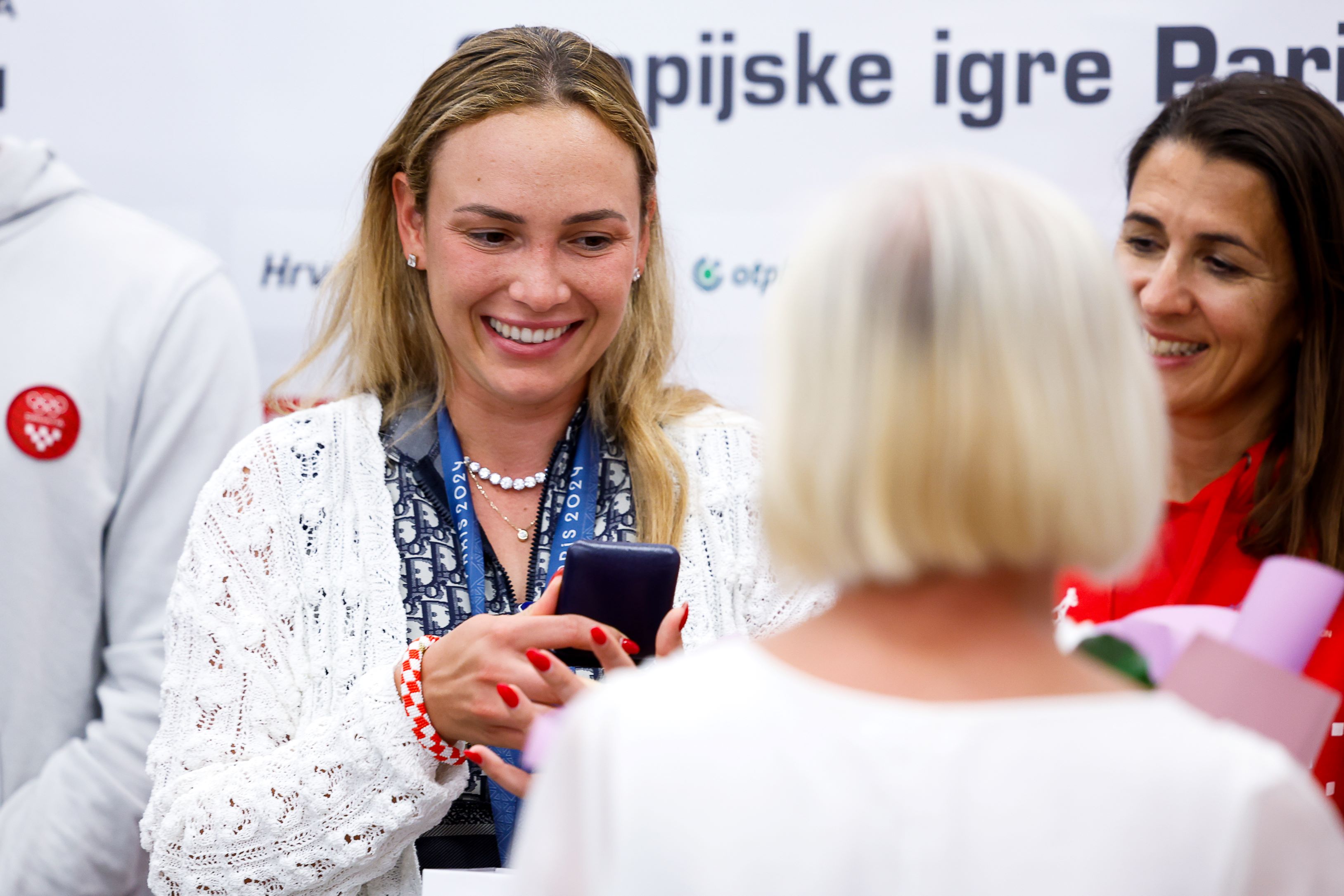 zlatnik HOO-a-docek vekić