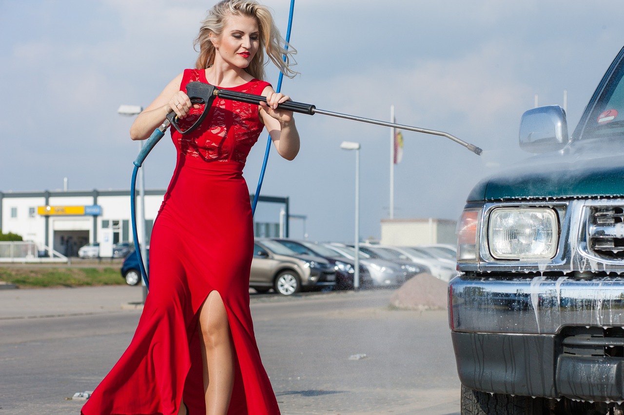 automobile-2749826_1280