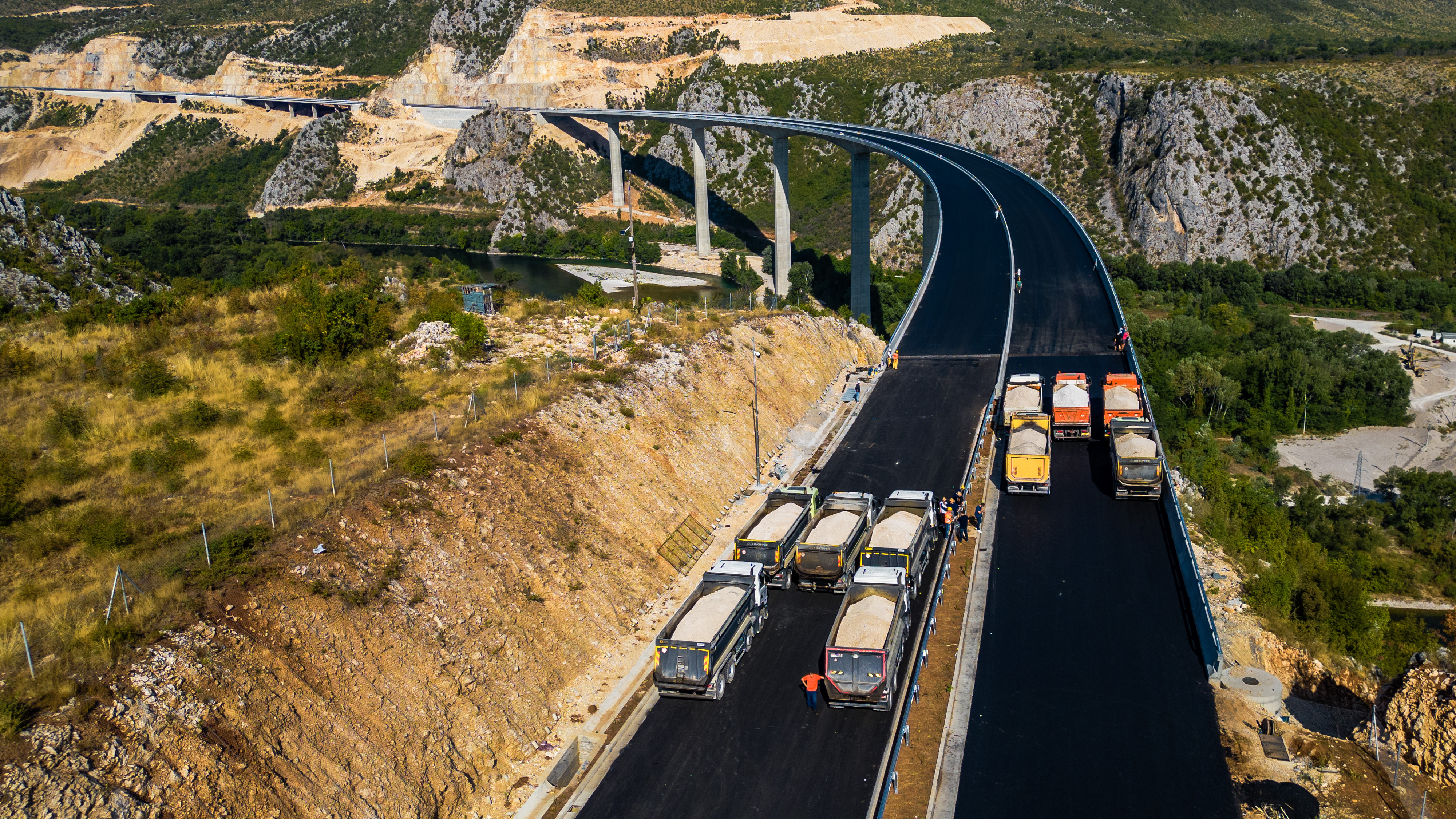 Čapljina: Kamioni testirali most "Hercegovina" na dionici Počitelj - Zvirovići