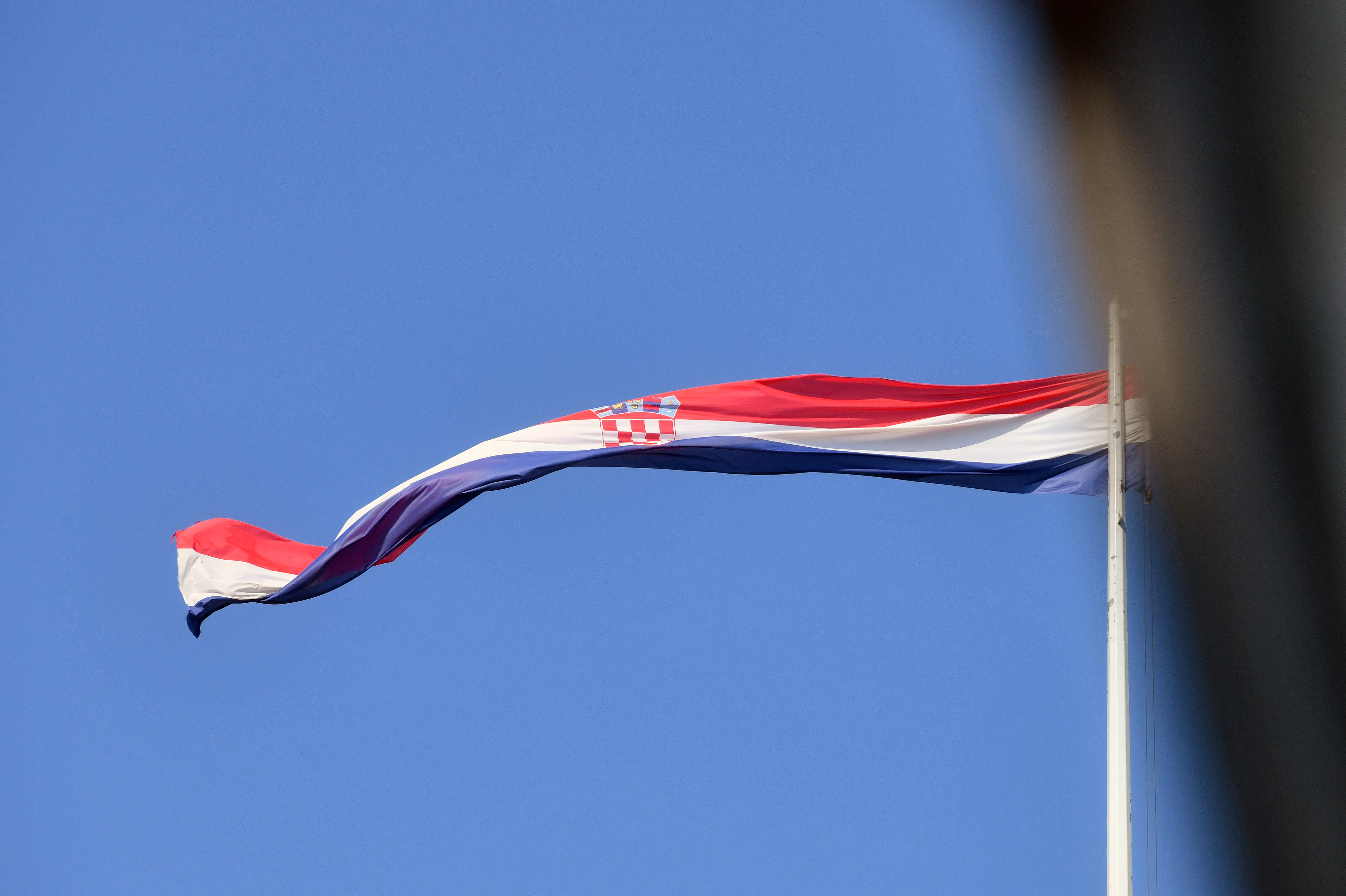 Knin: Hrvatska zastava na kninskoj tvr?avi