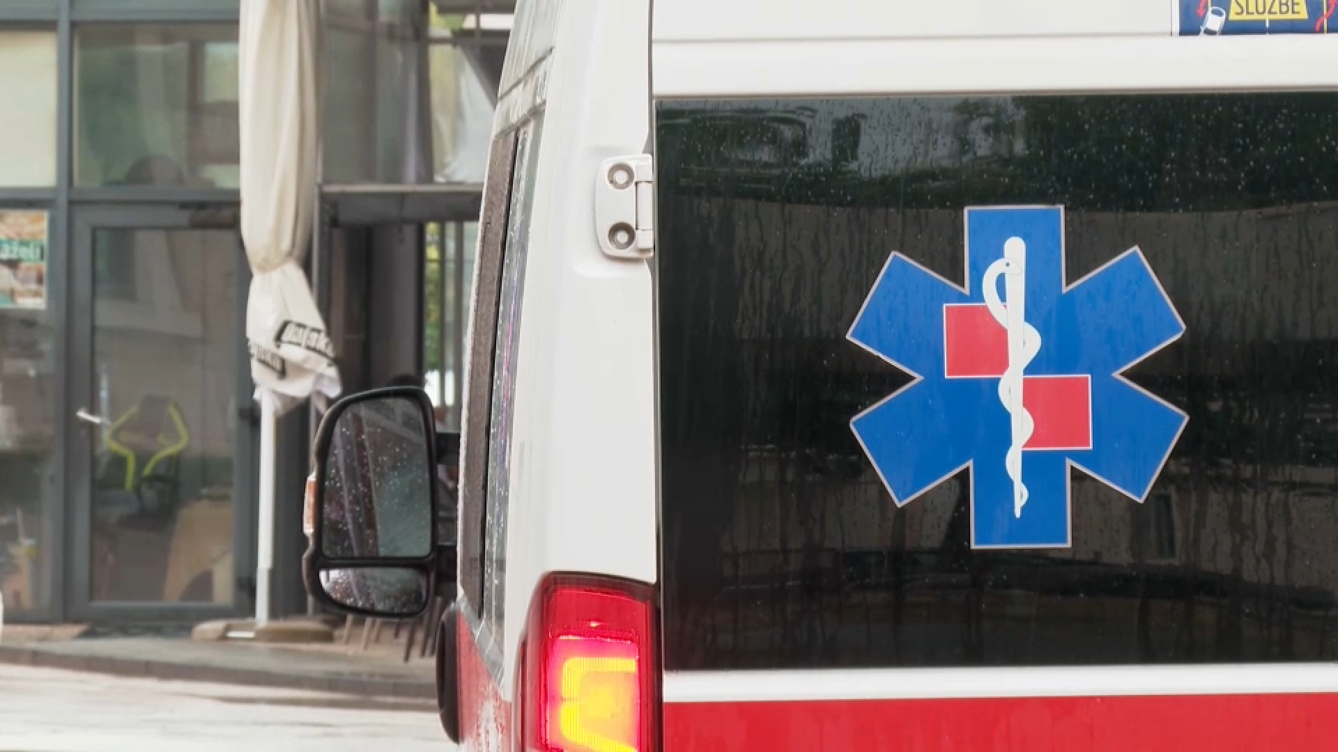 hitna pomoć, kola hitne, nesreća