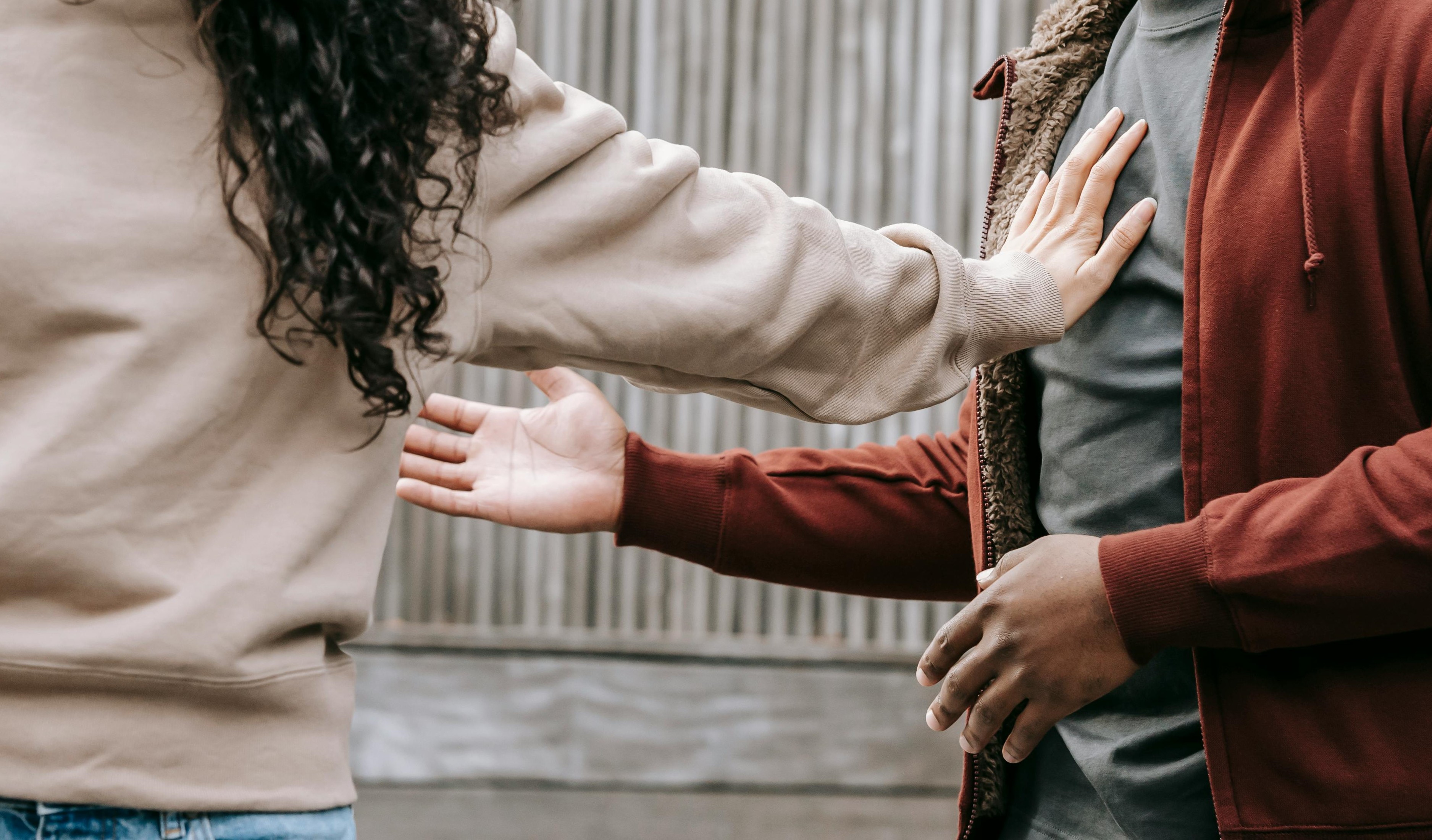 ljudi, svađa, guranje, naguravanje