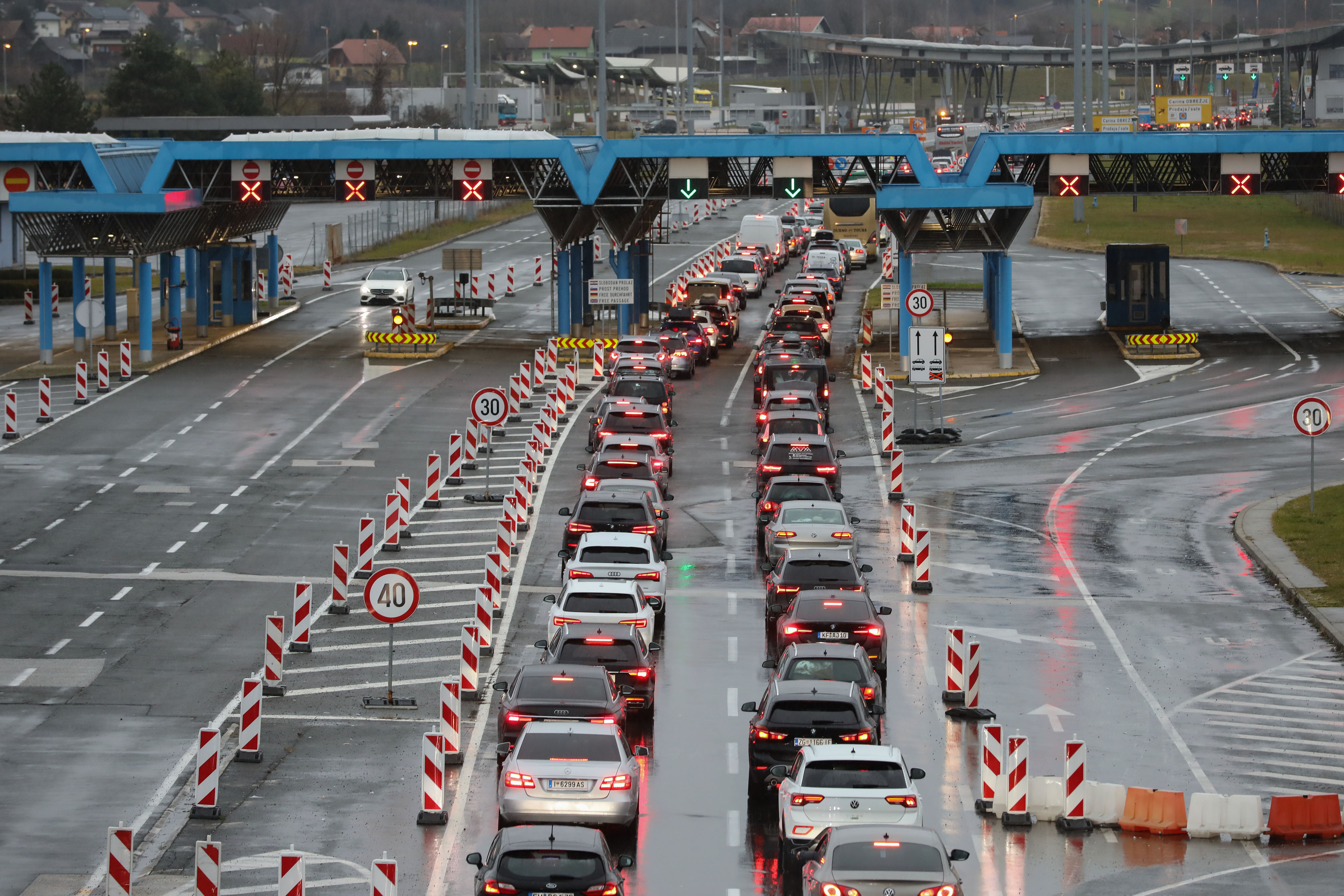 Gužva na graničnom prijelazu Bregana-Obrežje
