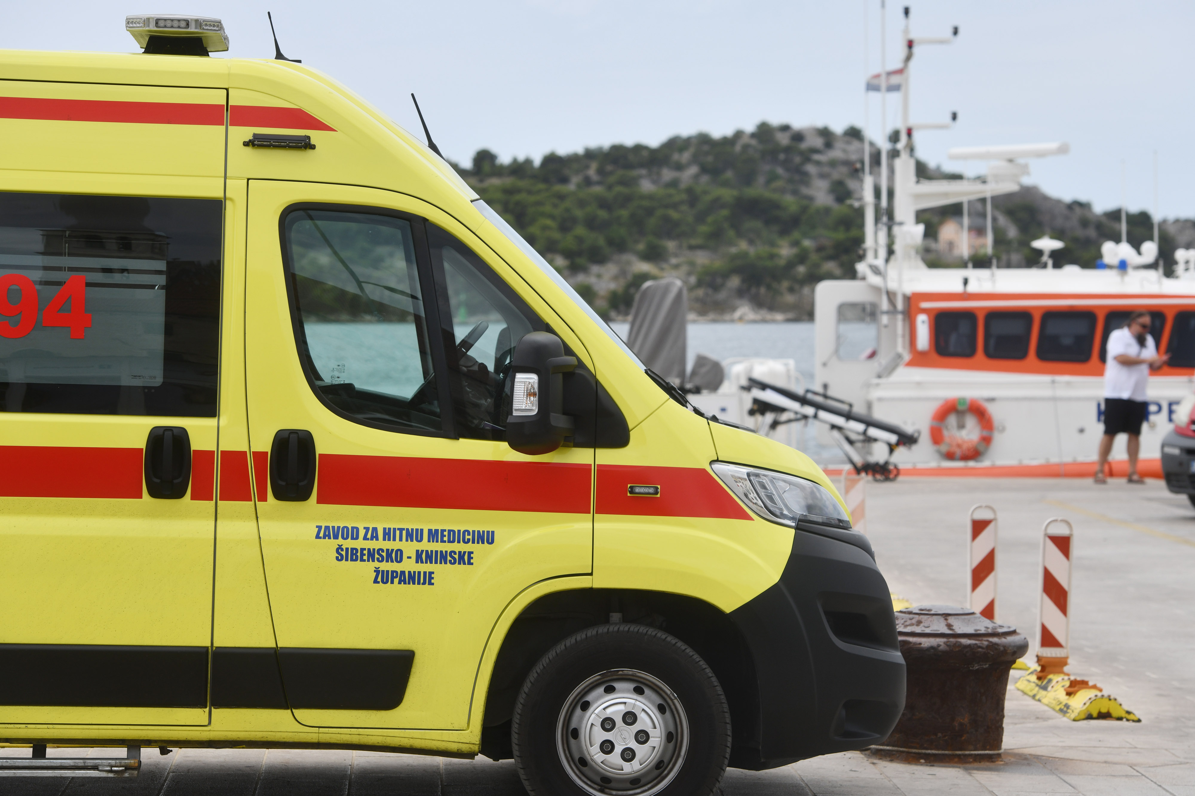 ibenik: Brod Hitne medicinske pomo?i prua pomo? ljudima na otocima