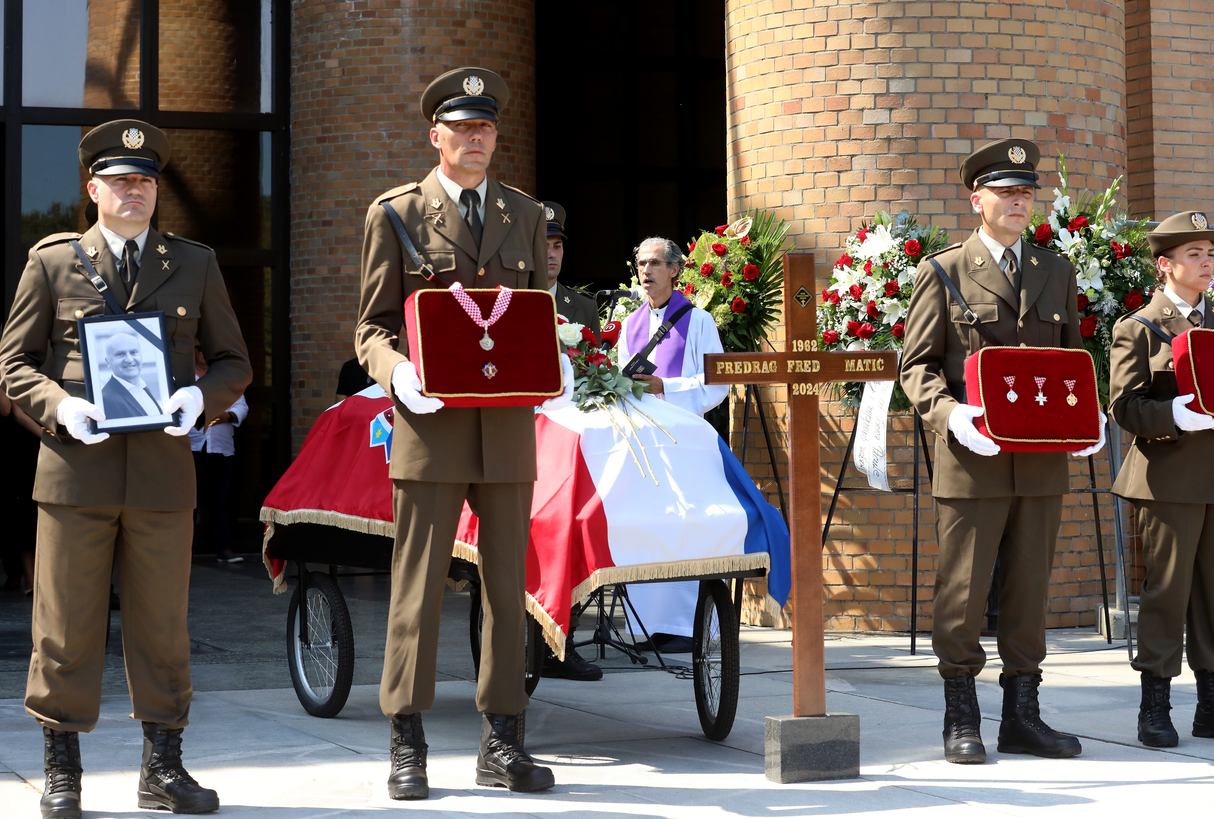 Zagreb: Pogreb Predraga Freda Matića