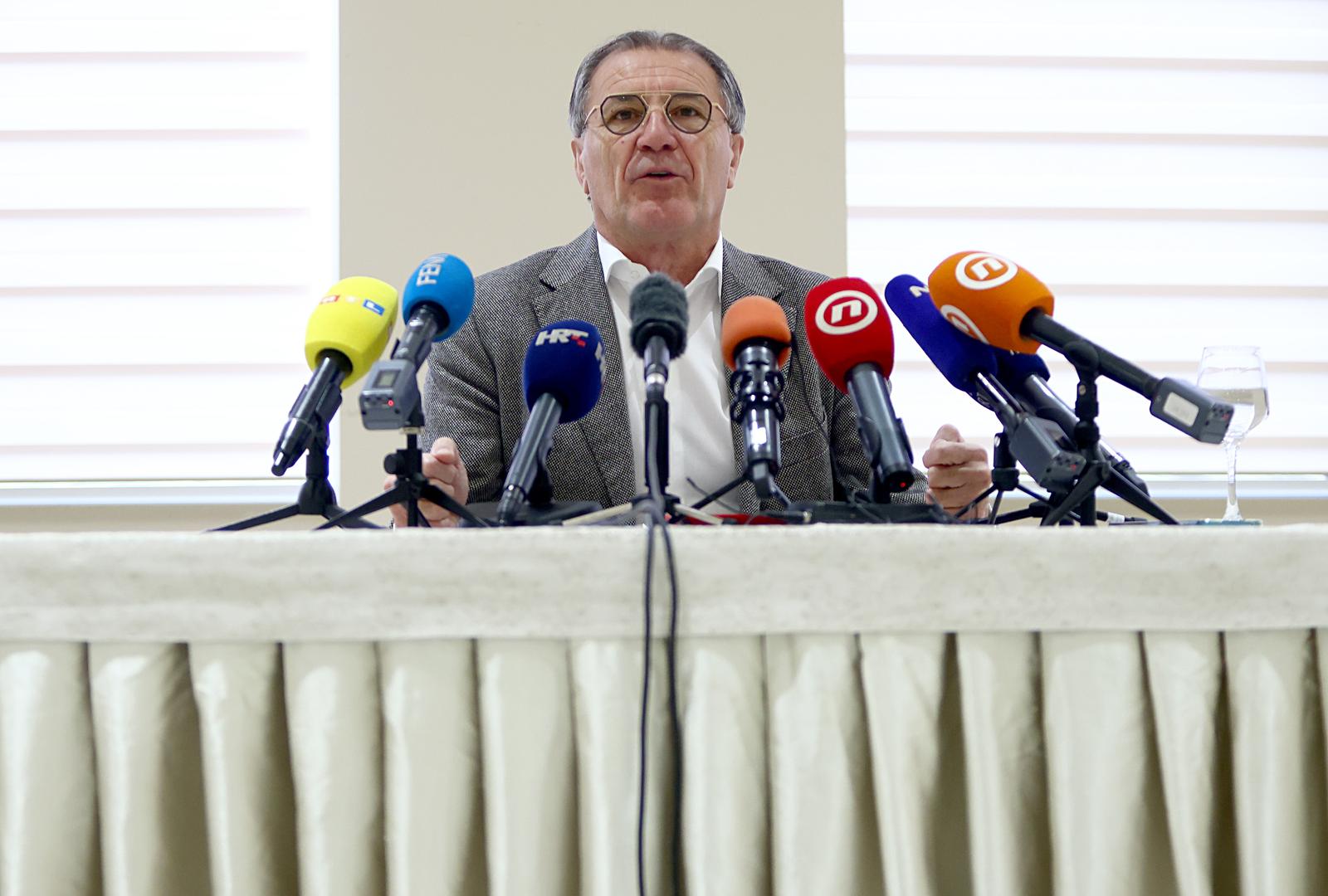 Mostar: Konferencija za medije Zdravka Mamića u hotelu Mepas