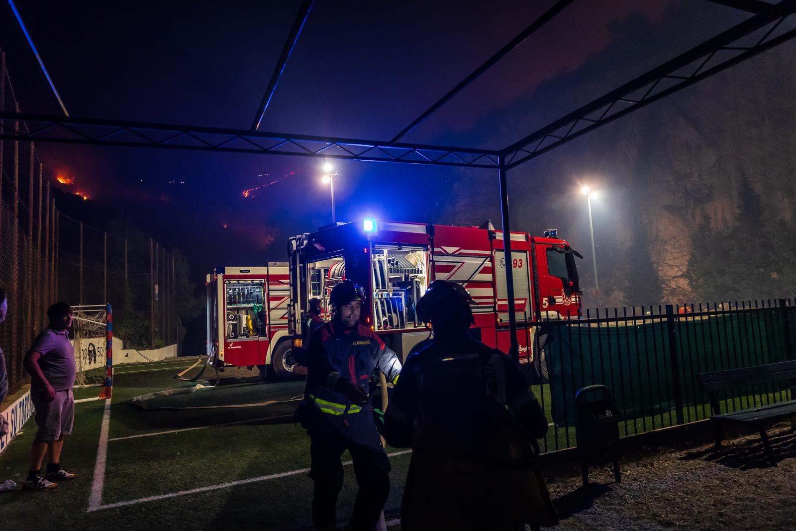 Sitno Gornje: Požar se ponovno reaktivirao u večernjim satima