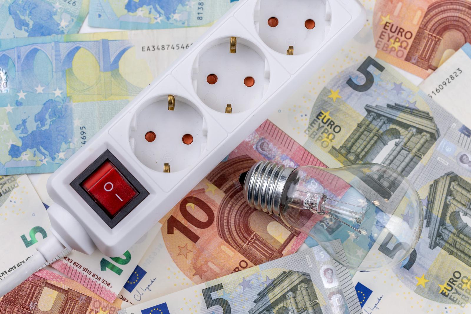 Ilustracija poskupljenja električne energije