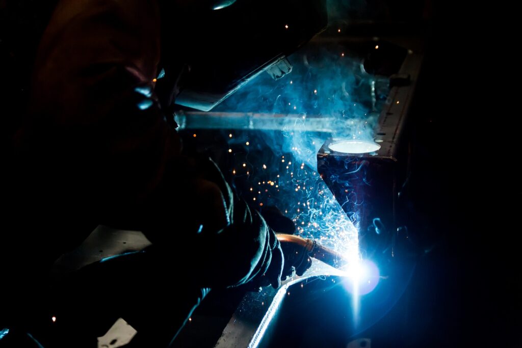 1725974410-welding-2819146_1920-1024x683.jpg