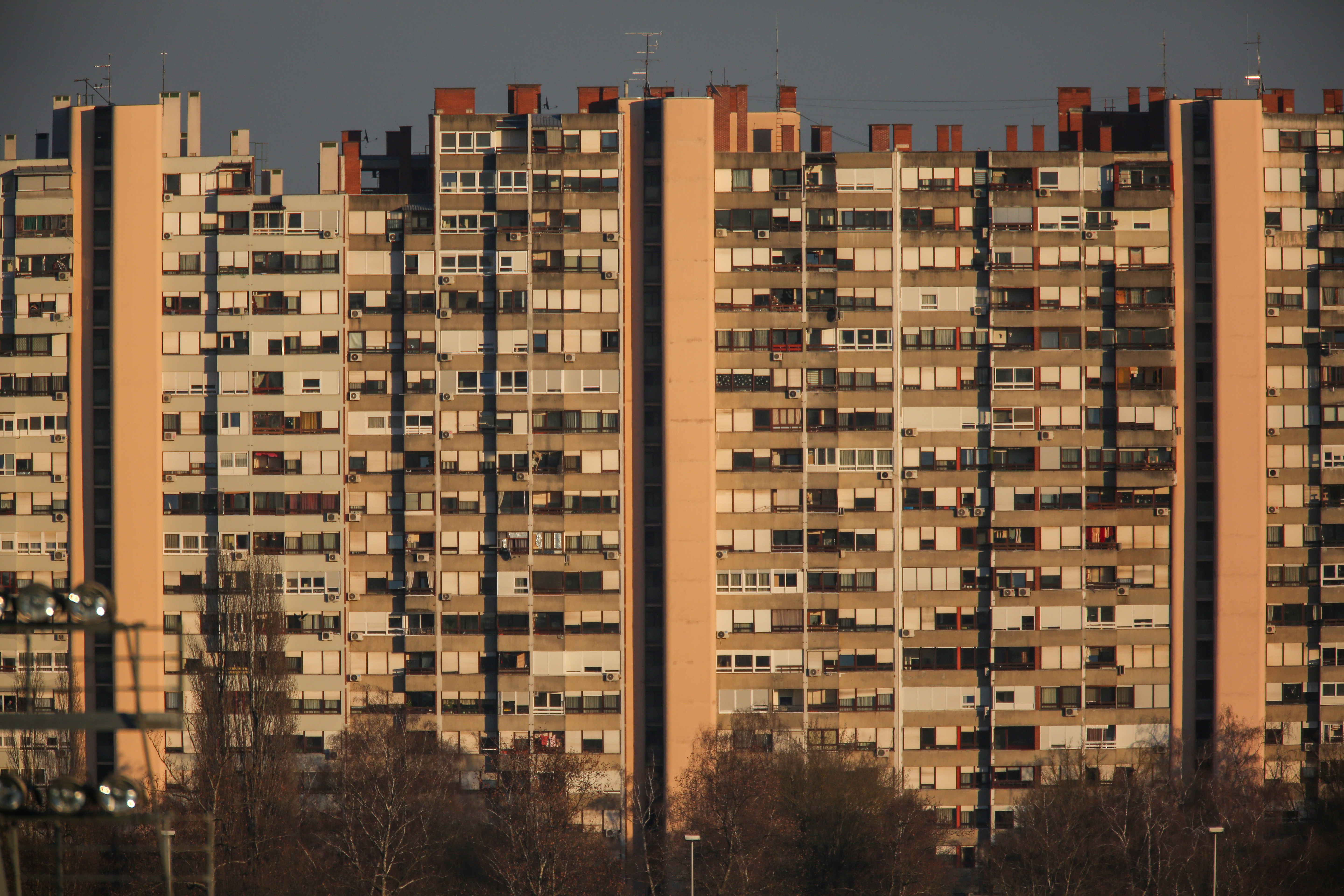 Vizure grada u kasno zimsko popodne