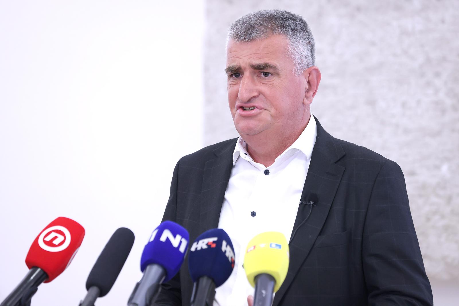 Zagreb: Miro Bulj o aktualnim temama