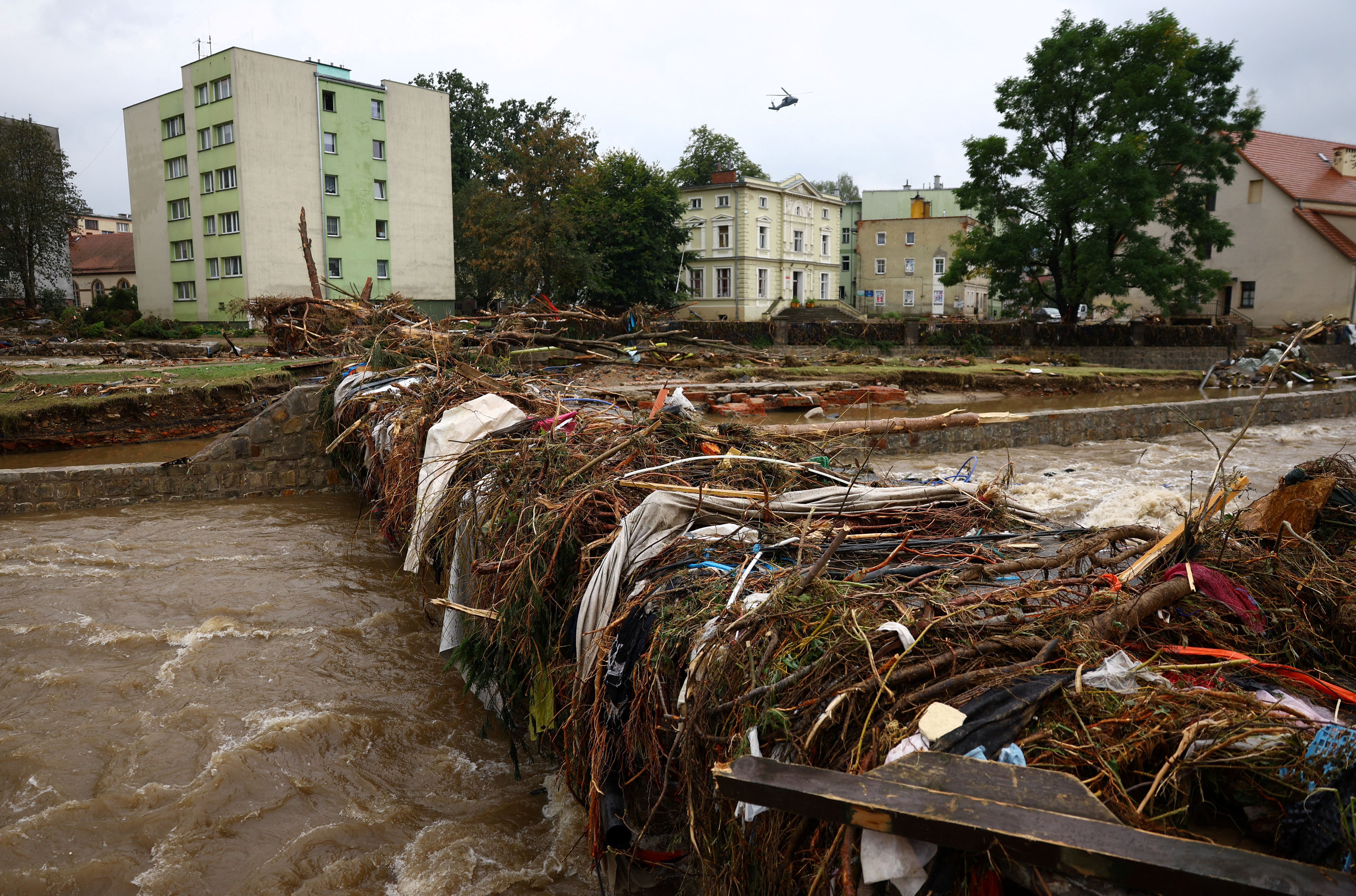 REUTERS/Kacper Pempel