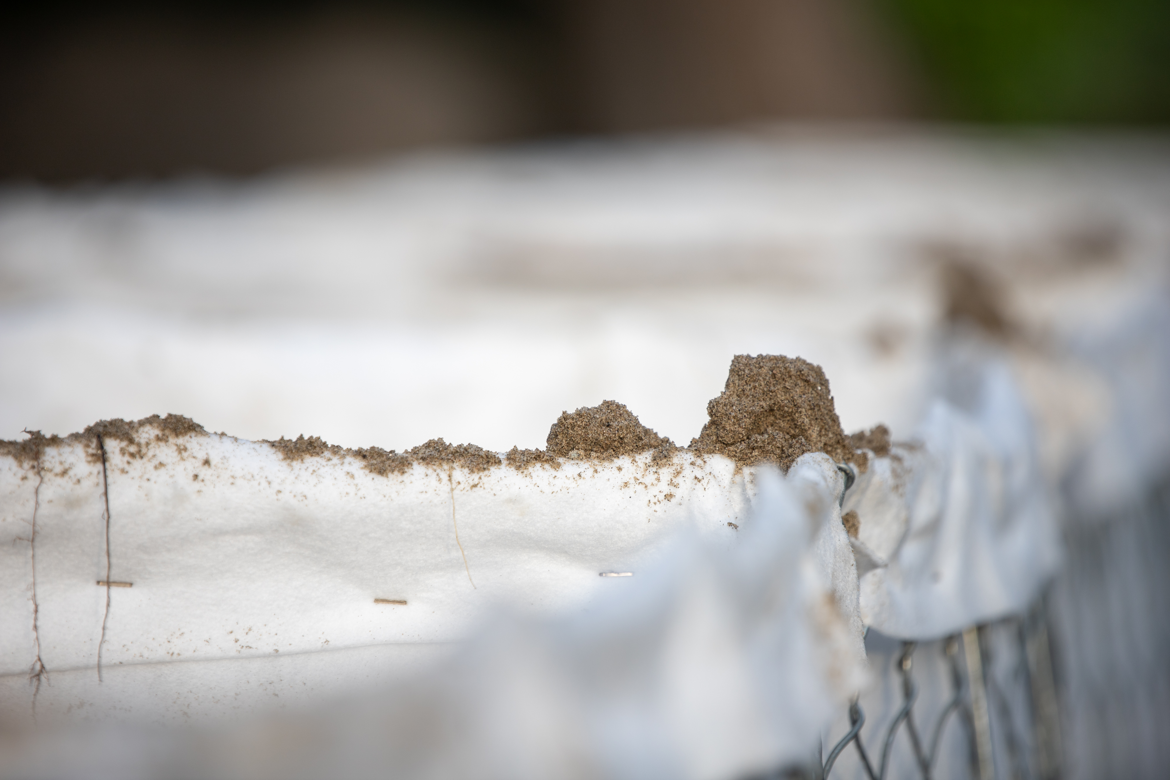 Osijek: Postavljene boks barijere u vikend naselju Karašica