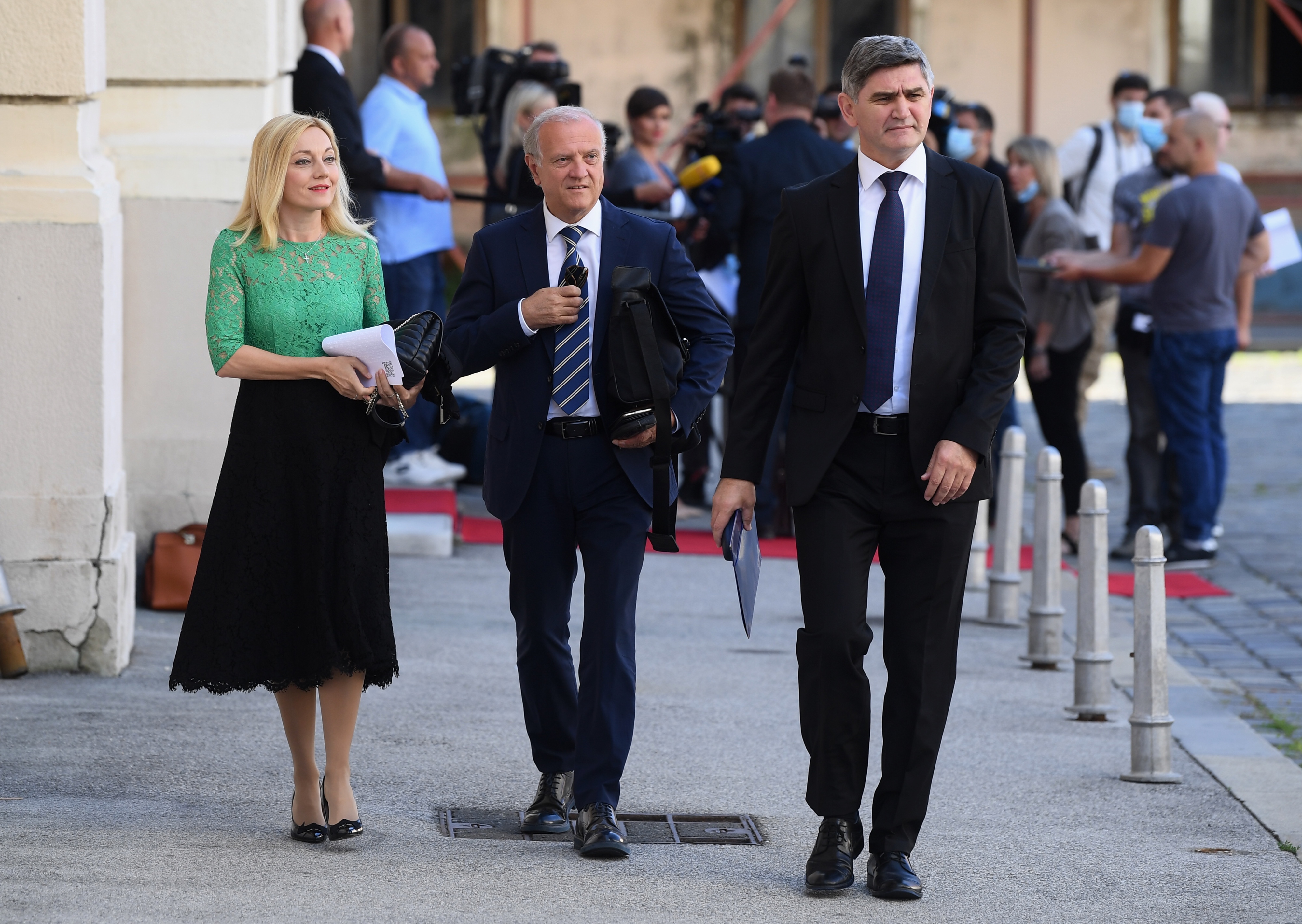 Zagreb: Dolazak novoizabranih saborskih zastupnika na konstituirajuću sjednicu 10. saziva