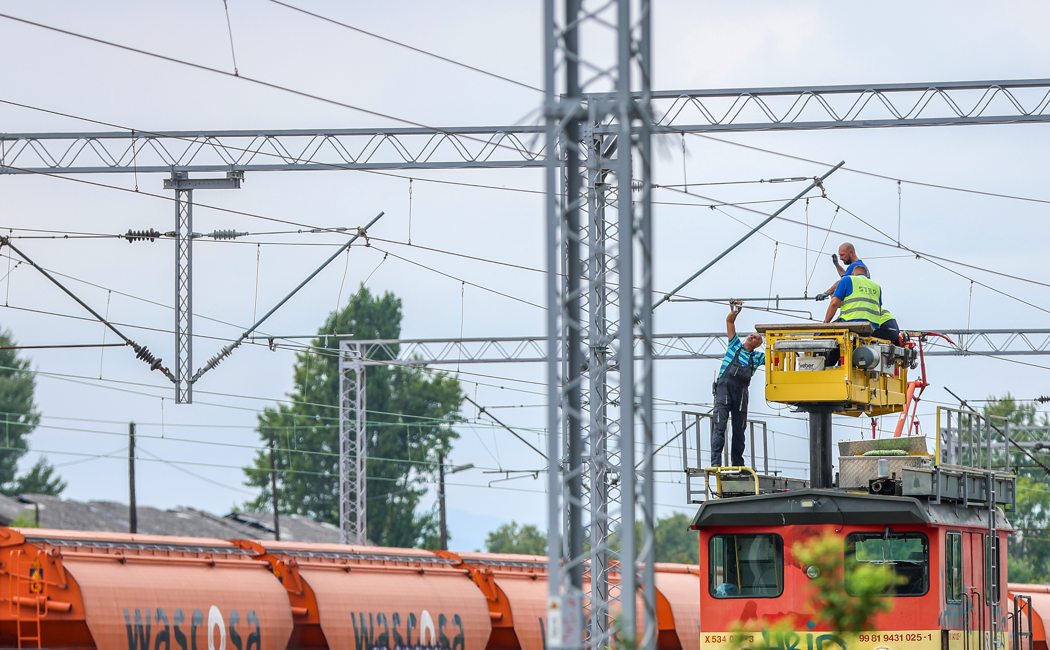 Zagreb: Održavanje infrastrukture Hrvatskih željeznica