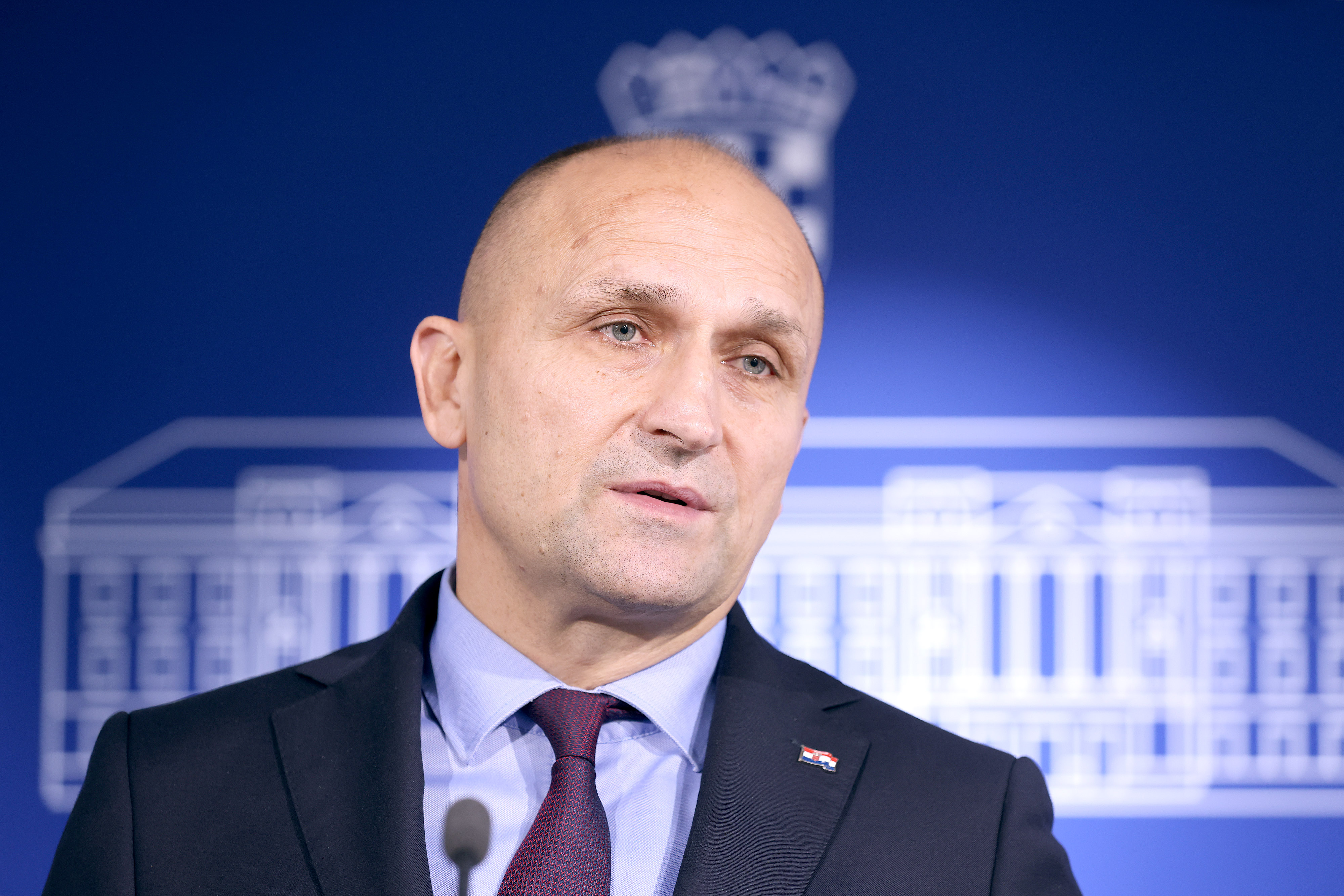 Zagreb:  Arsen Bauk i Ivan Anusic o sjednici odbora za obranu