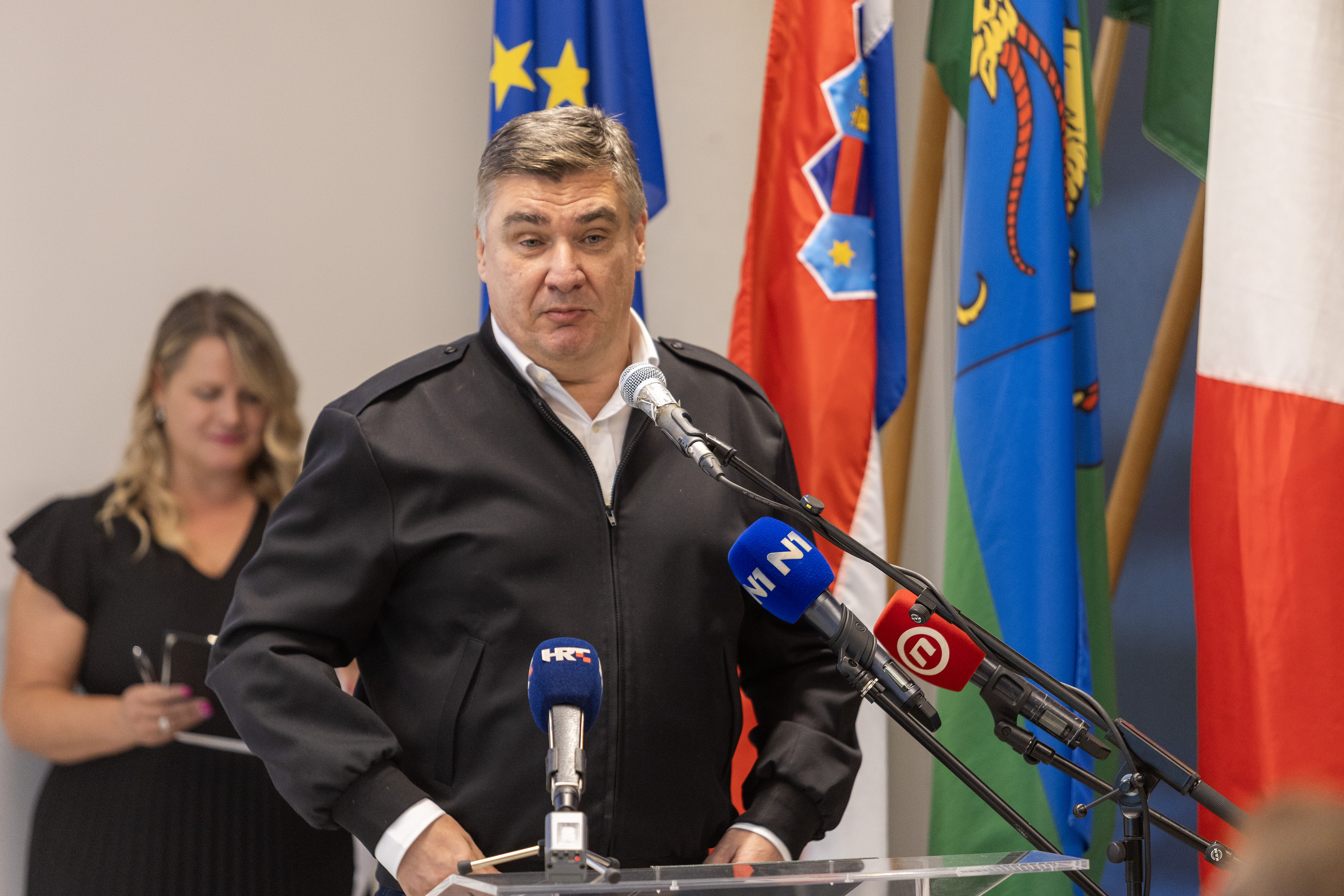 Predsjednik Zoran Milanović sudjelovao je na svečanoj sjednici Općinskog vijeća općine Vižinada povodom obilježavanja Dana općine i blagdana sv. Jeronima