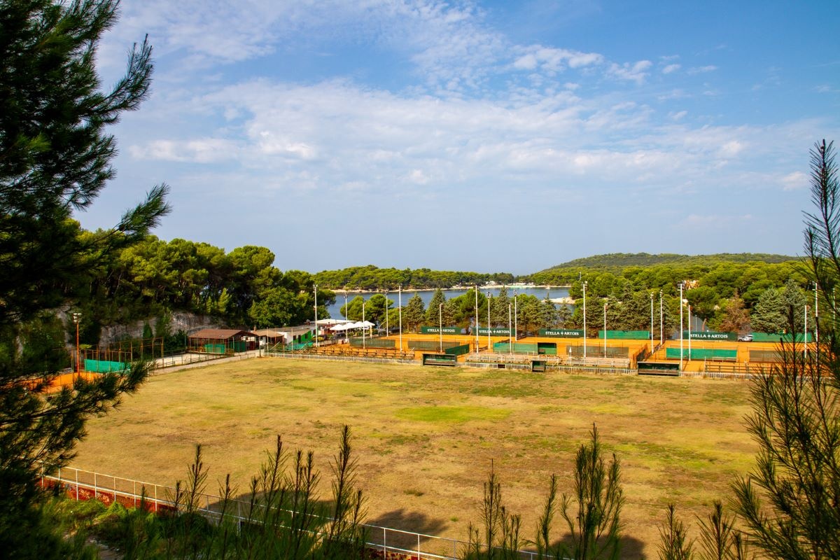 Valkane_9kbAsPL.jpg.1200x0_q95_crop_upscale